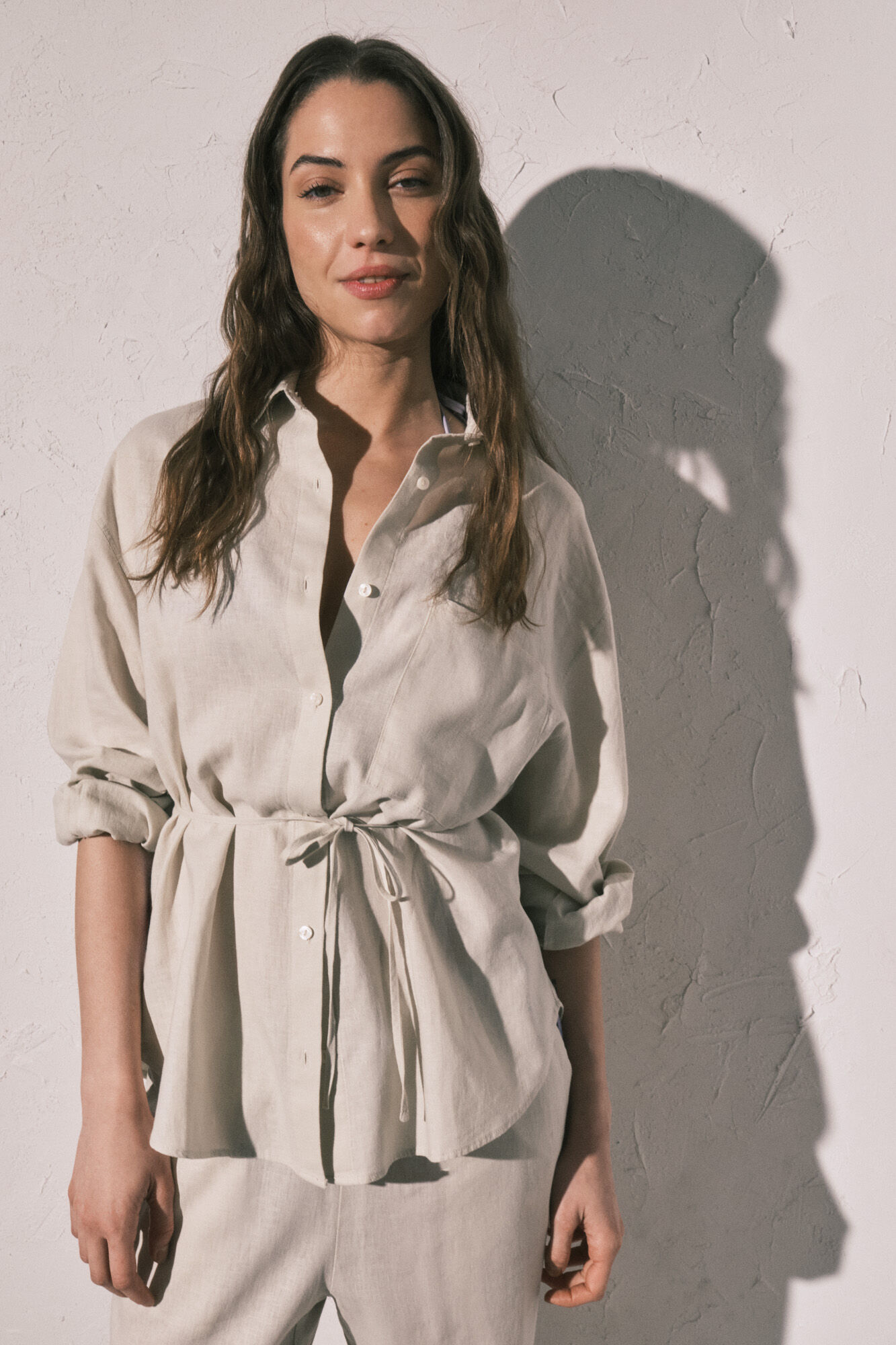 Women'secret Camisa de manga larga de lino blanca caf&eacute;