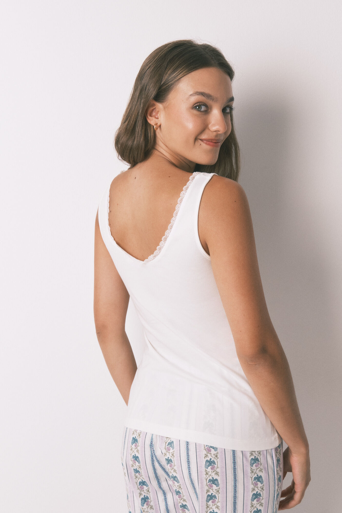 Women'secret Playera de tirantes de algod&oacute;n blanco