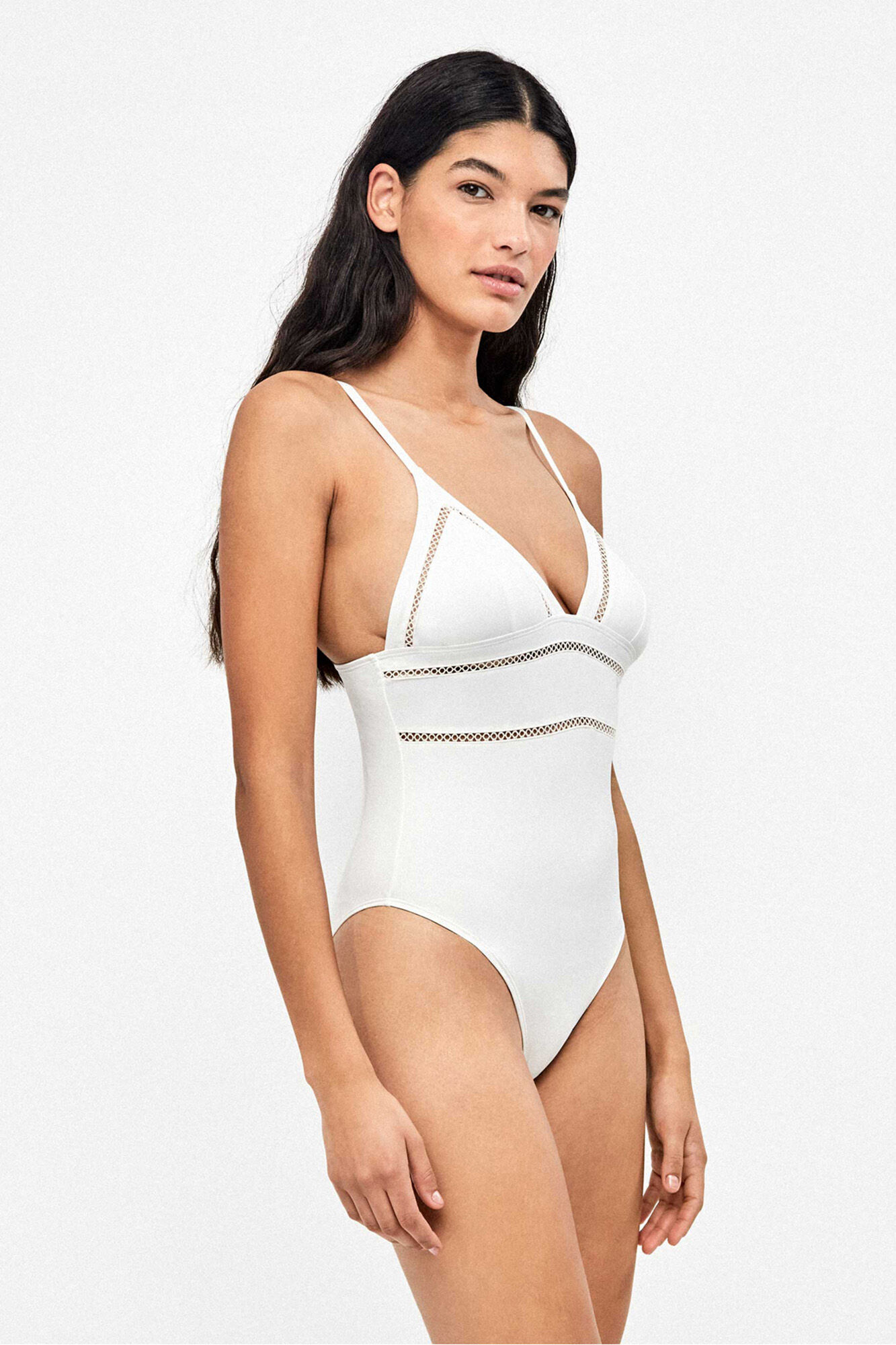 Gisela Traje de ba&ntilde;o triangular con relleno extra&iacute;ble marfil