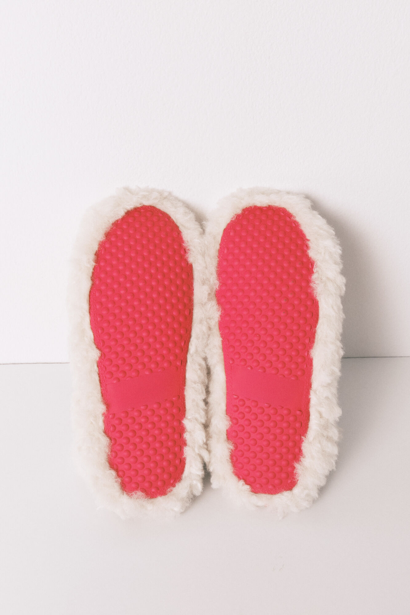 Women'secret Pantuflas para casa botas de pelo blanco Mafalda blanco