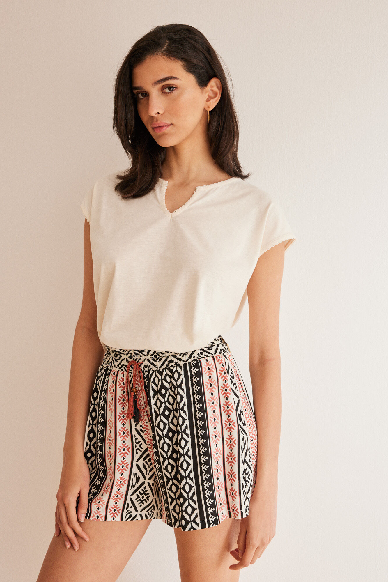 Women'secret Pantal&oacute;n corto viscosa &eacute;tnico