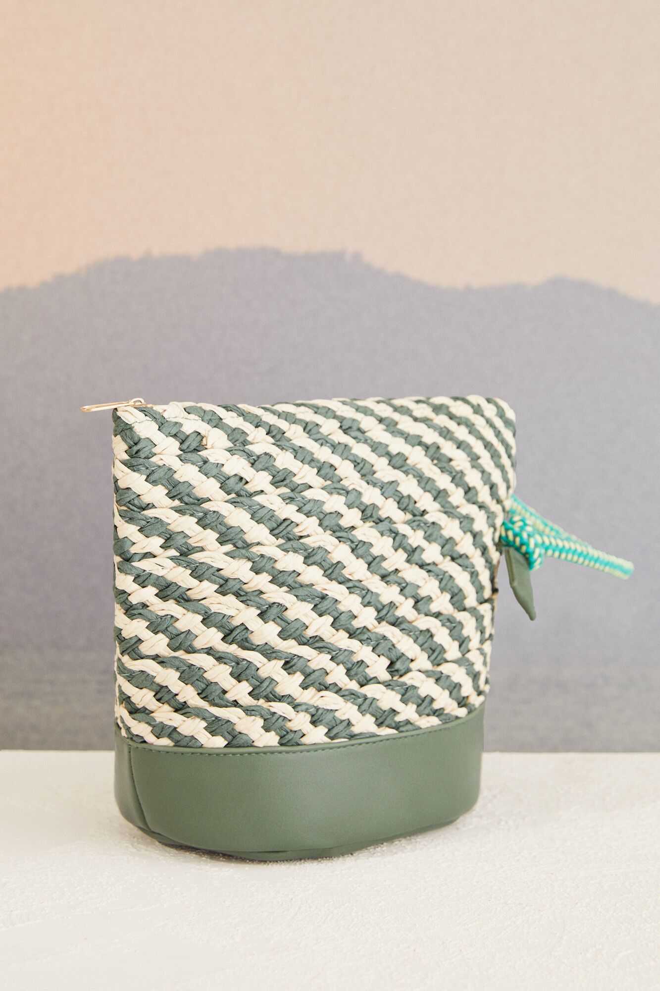 Women'secret Neceser playa rafia verde kaki