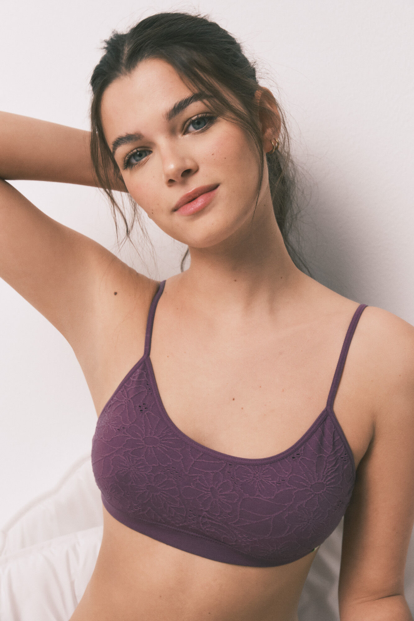 HI&BYE Brasier top sin costuras floral granate morado/lila