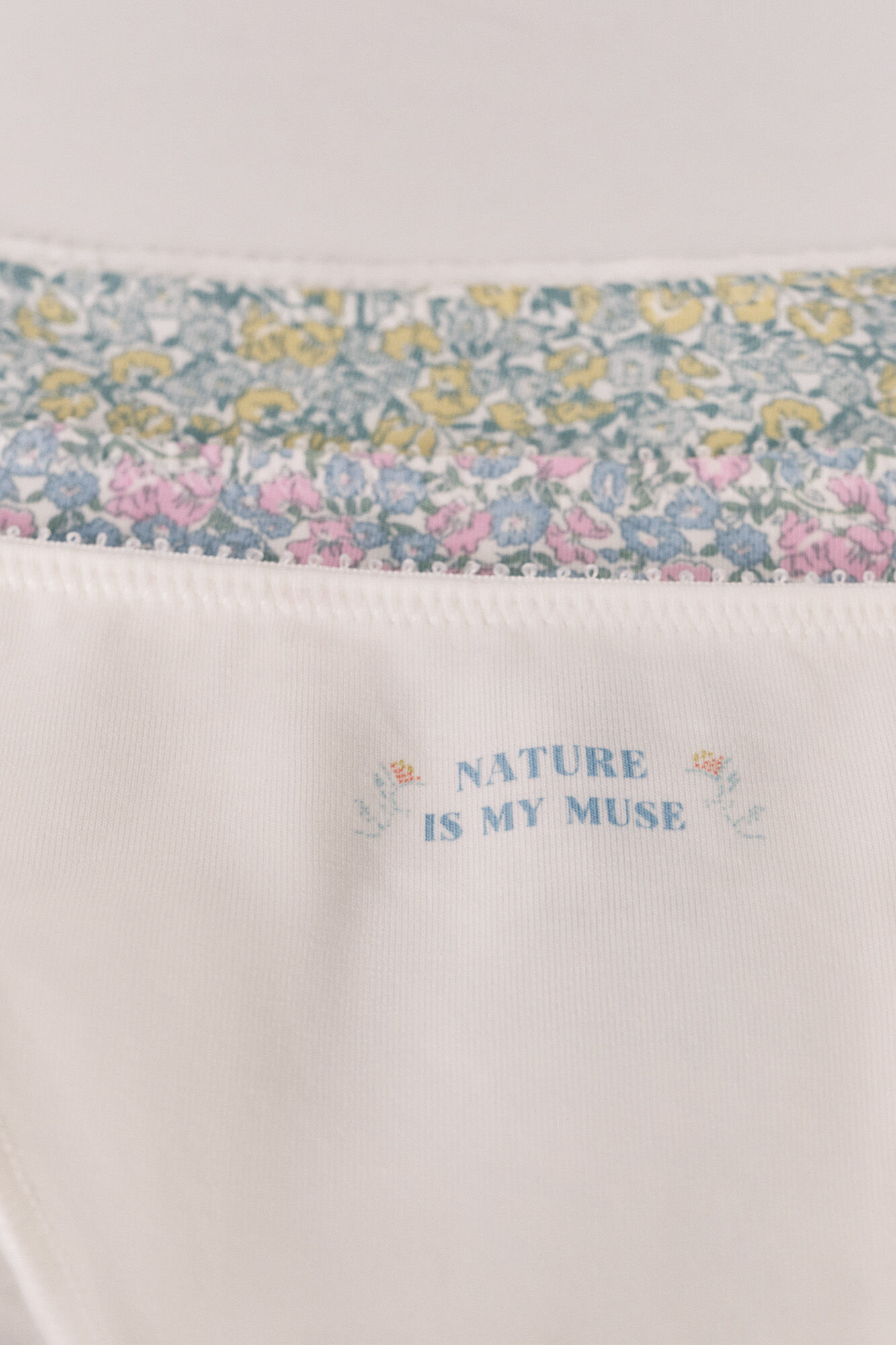 Women'secret Pack de 3 panties cl&aacute;sicas de algod&oacute;n estampado de flores