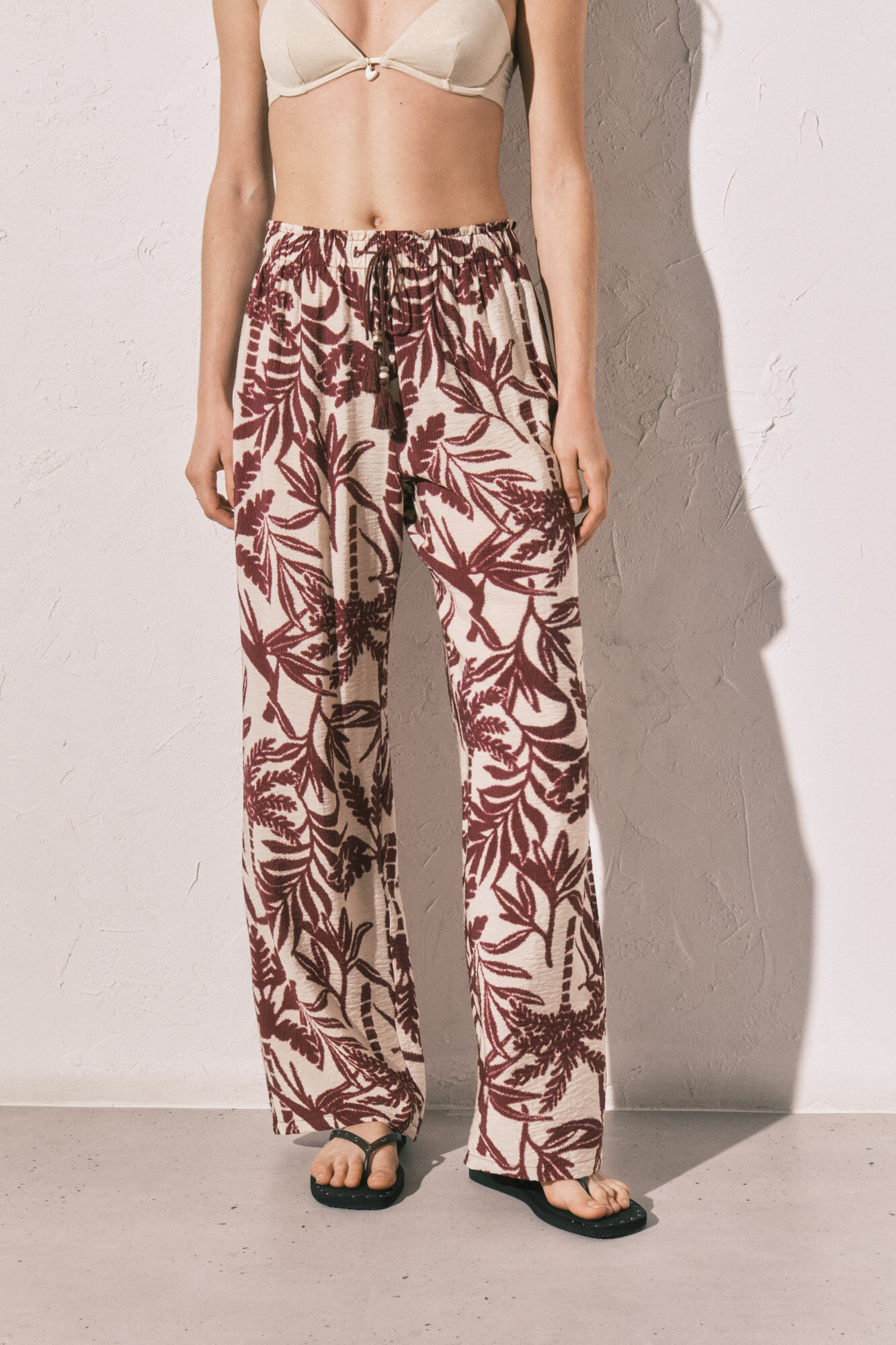 Women'secret Pantal&oacute;n largo estampado granate p&uacute;rpura