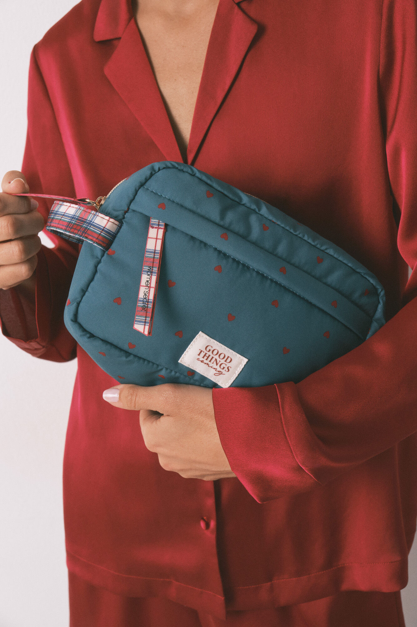 Women'secret Neceser de nailon verde mediano con estampado de corazones verde