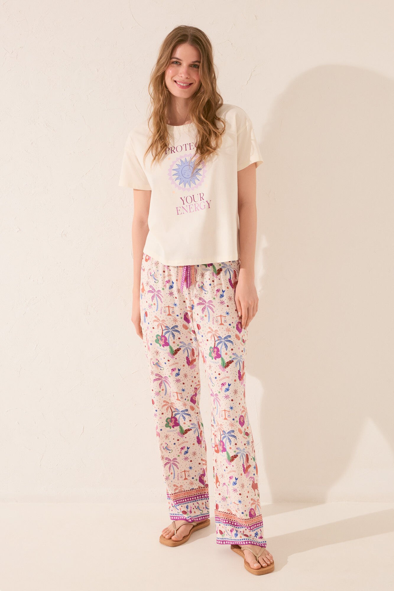 Women'secret Pantal&oacute;n largo de viscosa con estampado multicolor estampado