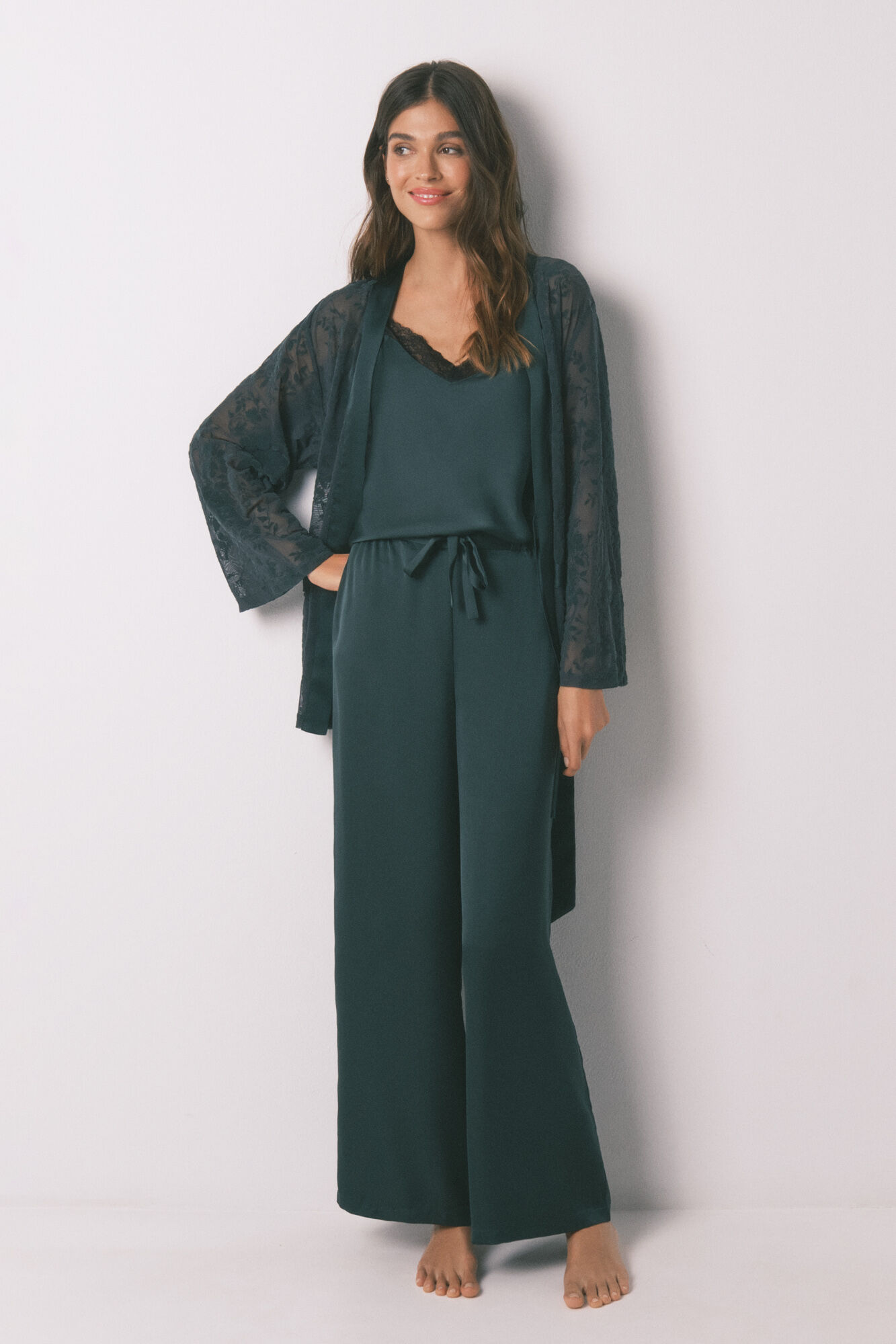 Women'secret Conjunto de pijama de sat&eacute;n y encaje verde verde