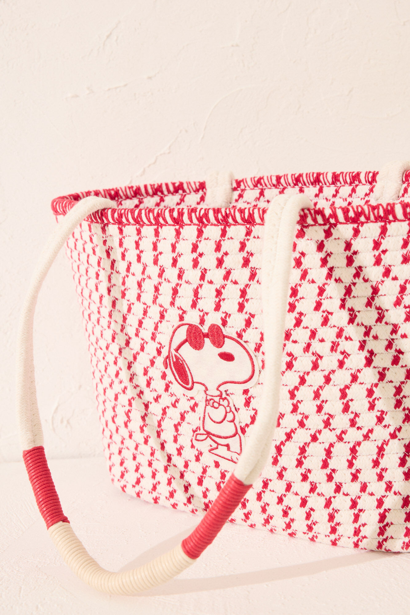 Women'secret Bolsa shopper mediano de Snoopy blanco