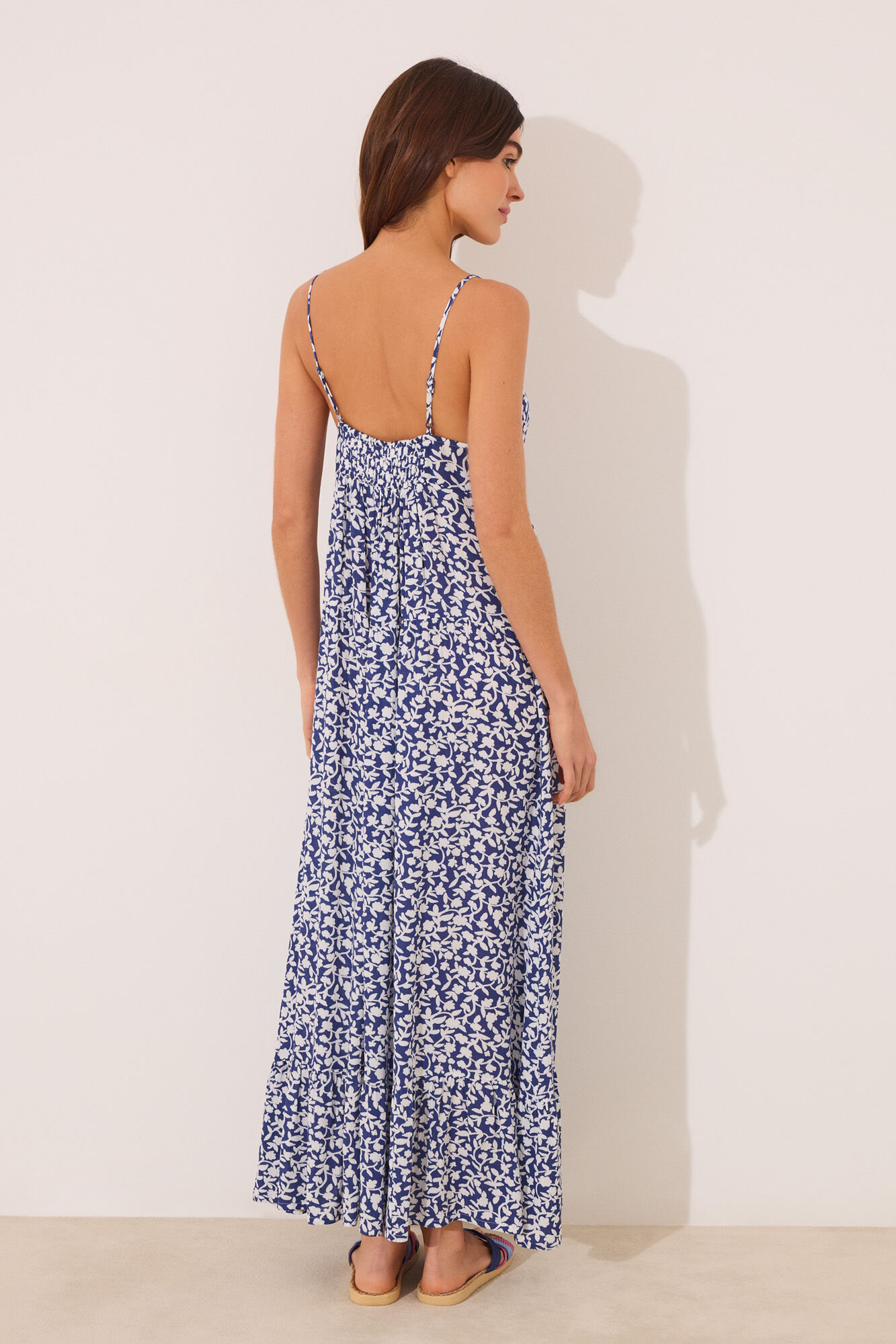 Women'secret Vestido largo con tirantes y estampado azul estampado
