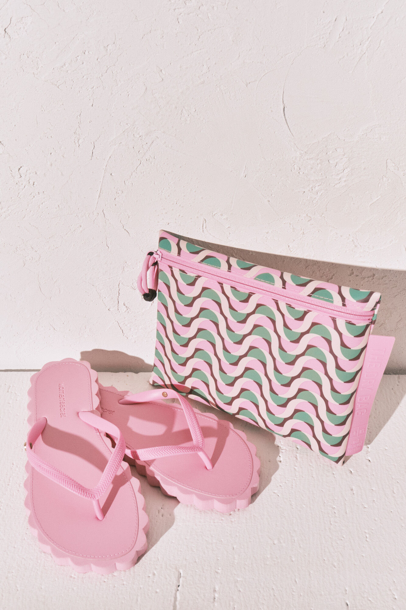 Women'secret Bolsa para traje de ba&ntilde;o impermeable estampado geom&eacute;trico estampado