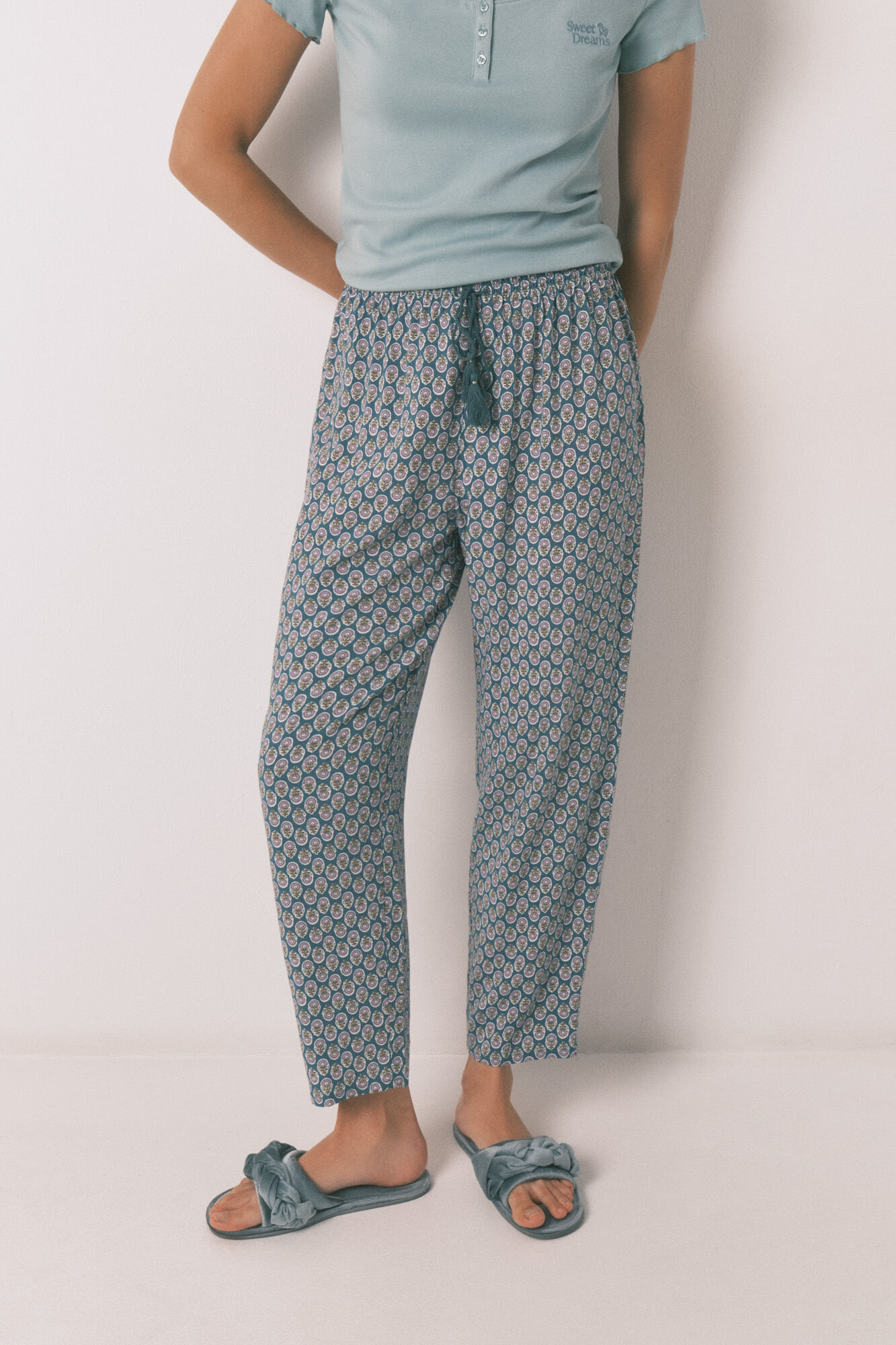 Women'secret Pantal&oacute;n largo con estampado de viscosa zanahoria verde