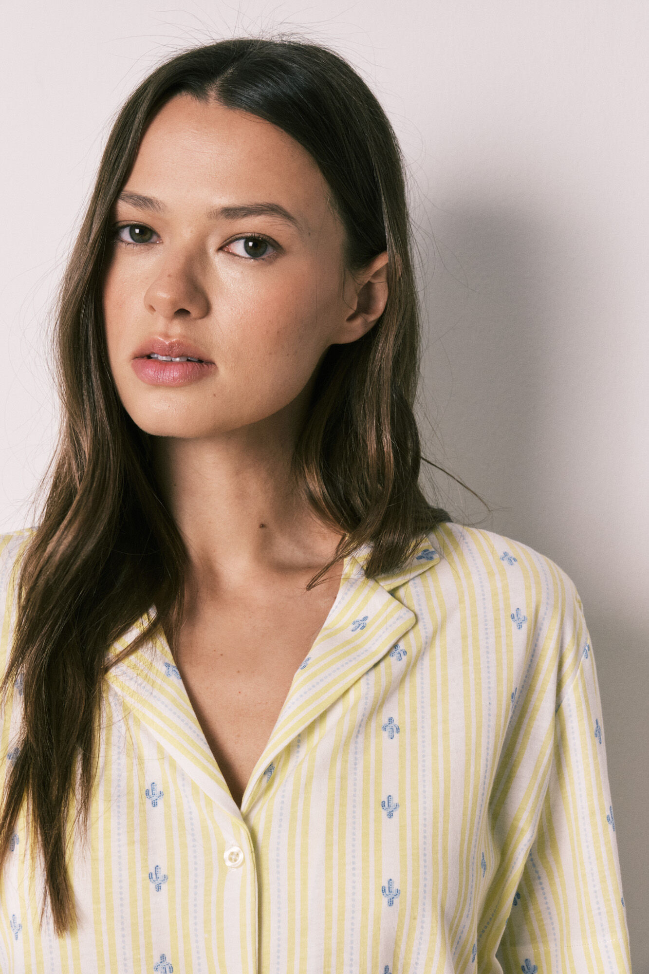 Women'secret Pijama corta camisera de algod&oacute;n amarillo