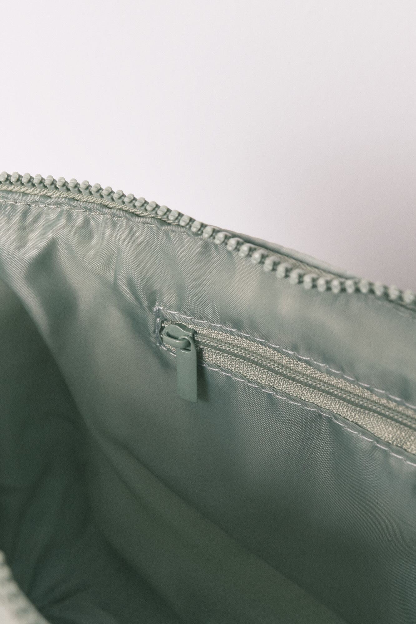 Women'secret Neceser mediano cremallera ovejas verde