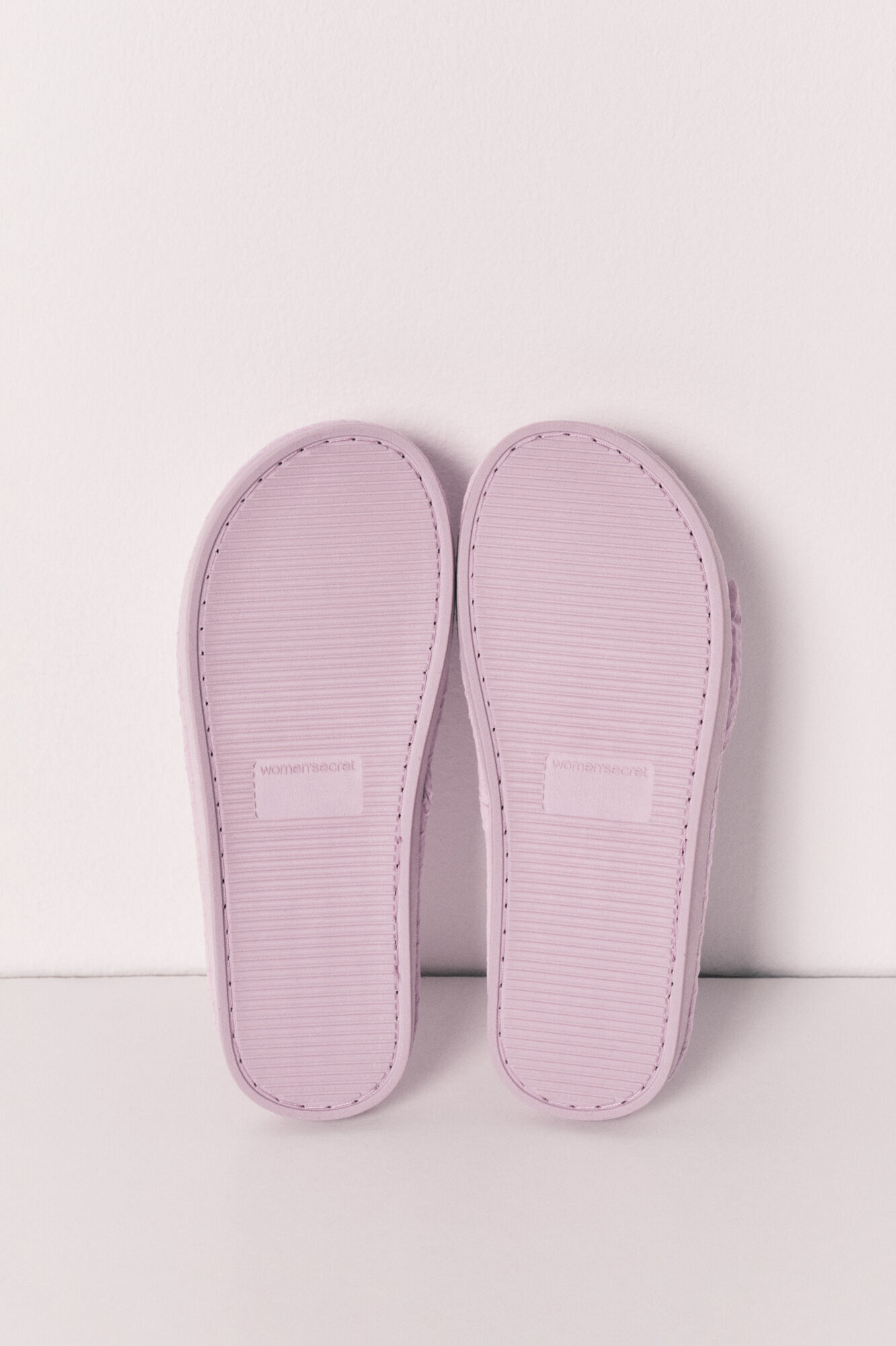 Women'secret Zapatillas de casa con nudo SmileyWorld&reg; morado/lila