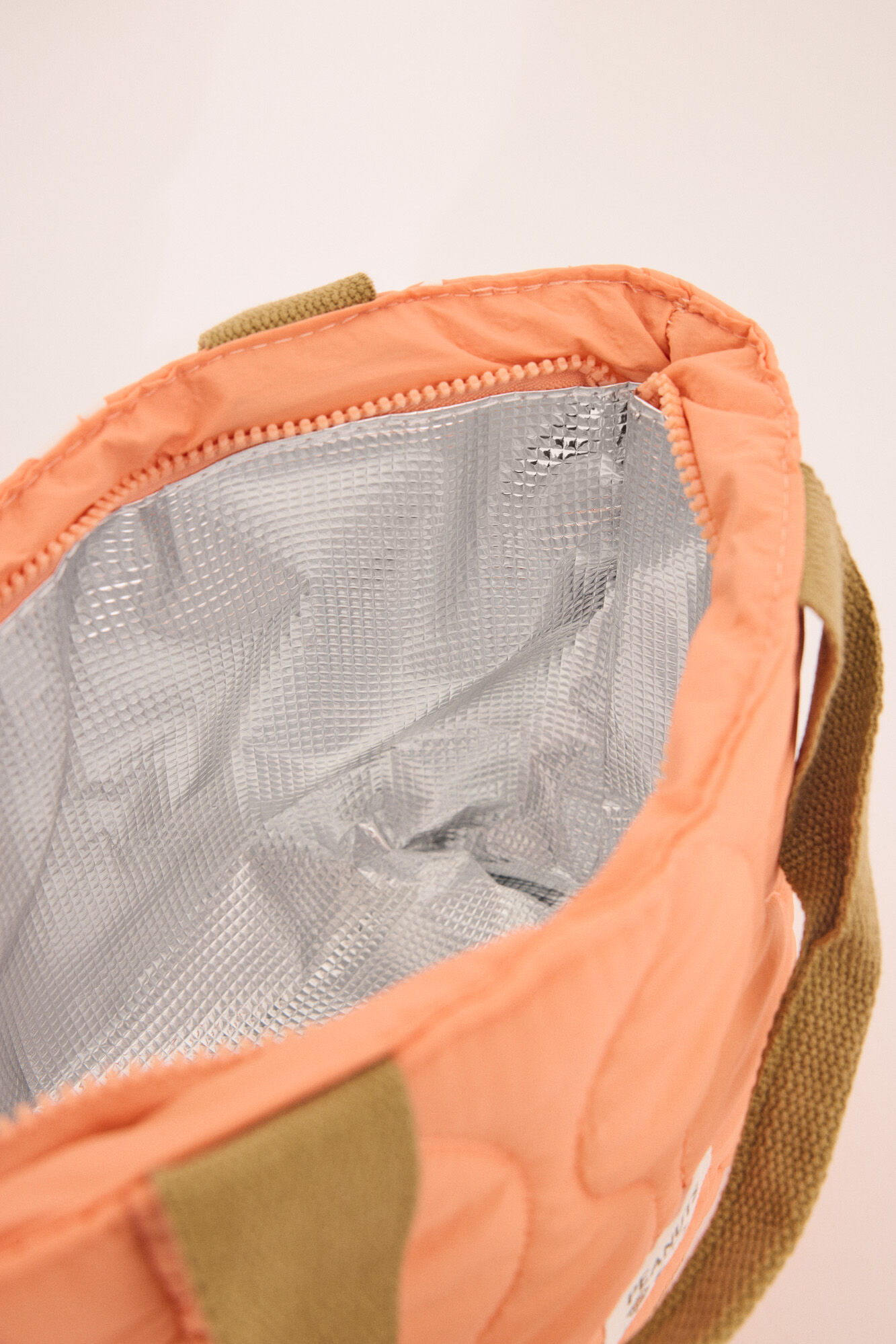 Women'secret Bolsa t&eacute;rmica de transporte de alimentos de nailon con relleno de Snoopy naranja