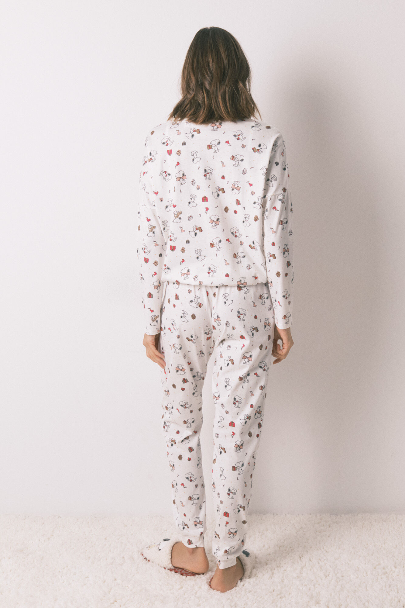 Women'secret Pijama larga 100% algod&oacute;n blanco Snoopy marfil
