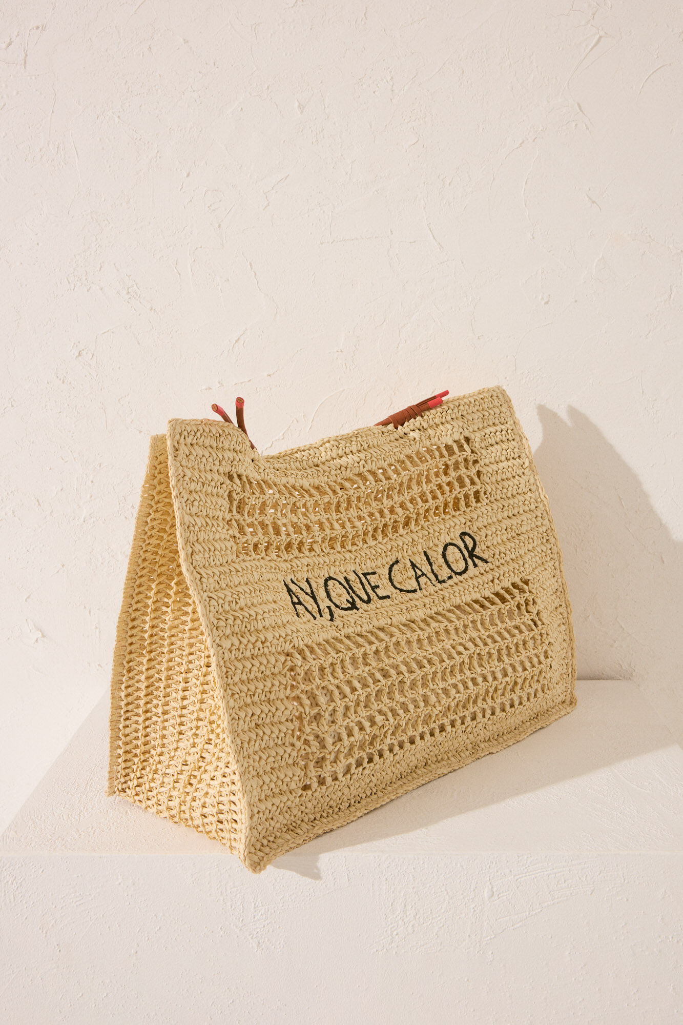 Women'secret Bolsa grande de rafia , bolsa caf&eacute;