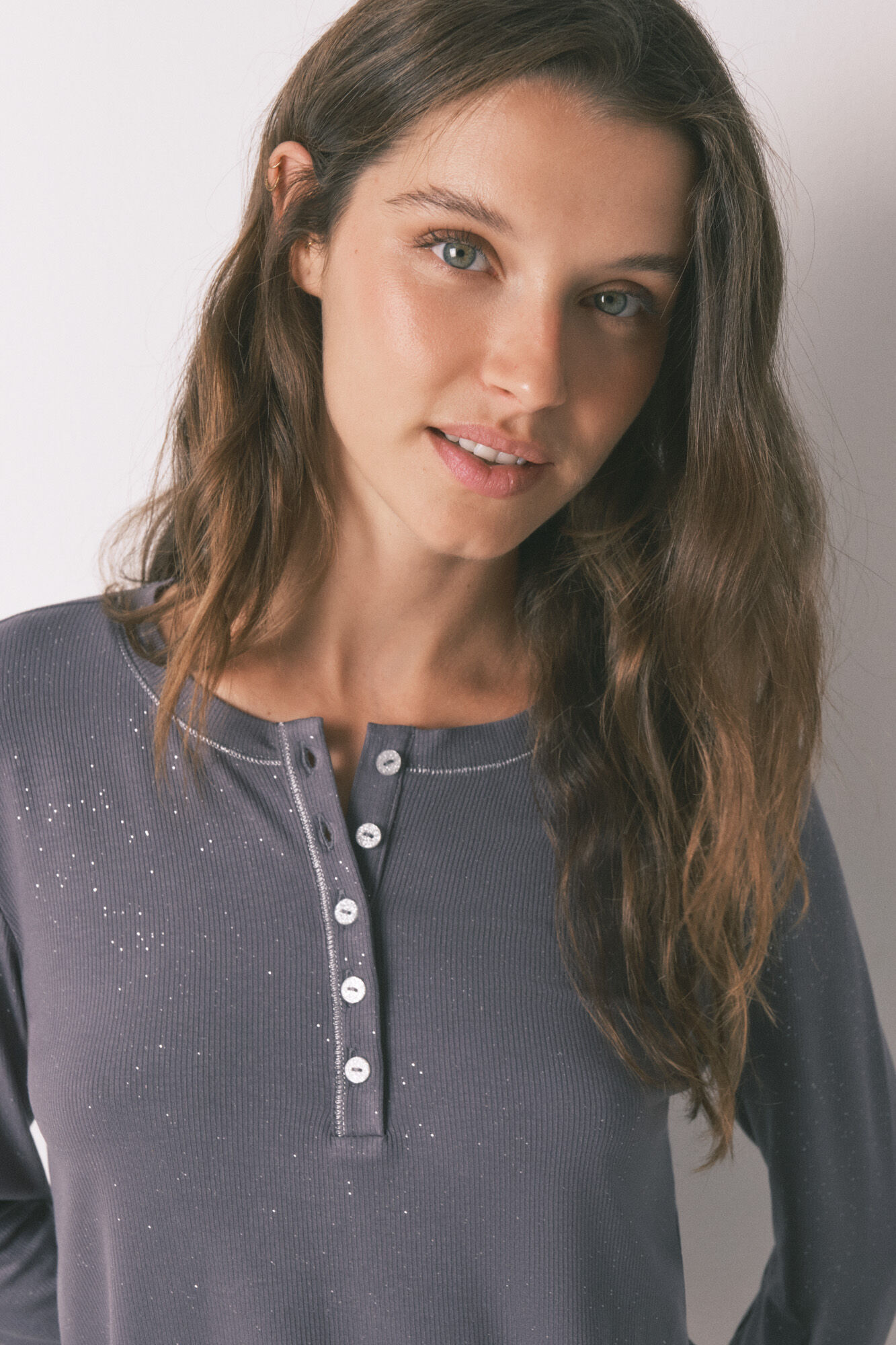 Women'secret Playera de viscosa gris brillante de manga larga gris