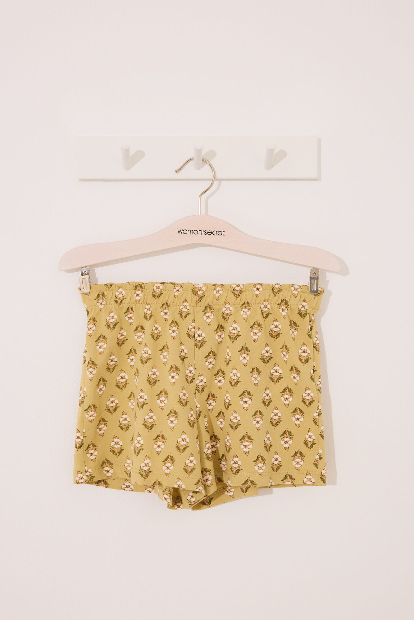 Women'secret Pijama corta infantil de Snoopy kaki