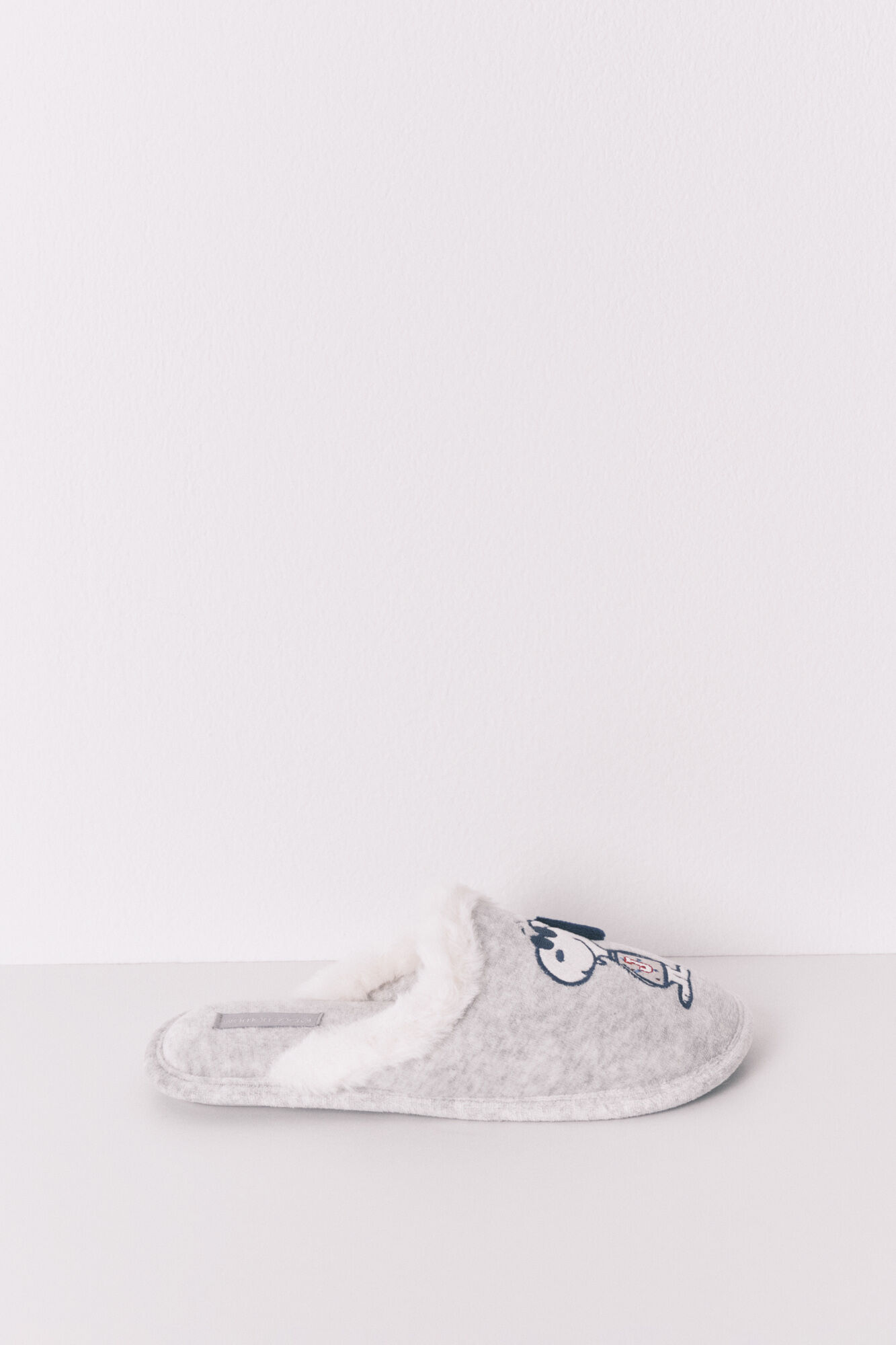 Women'secret Pantuflas para casa de Snoopy de color gris oscuro gris