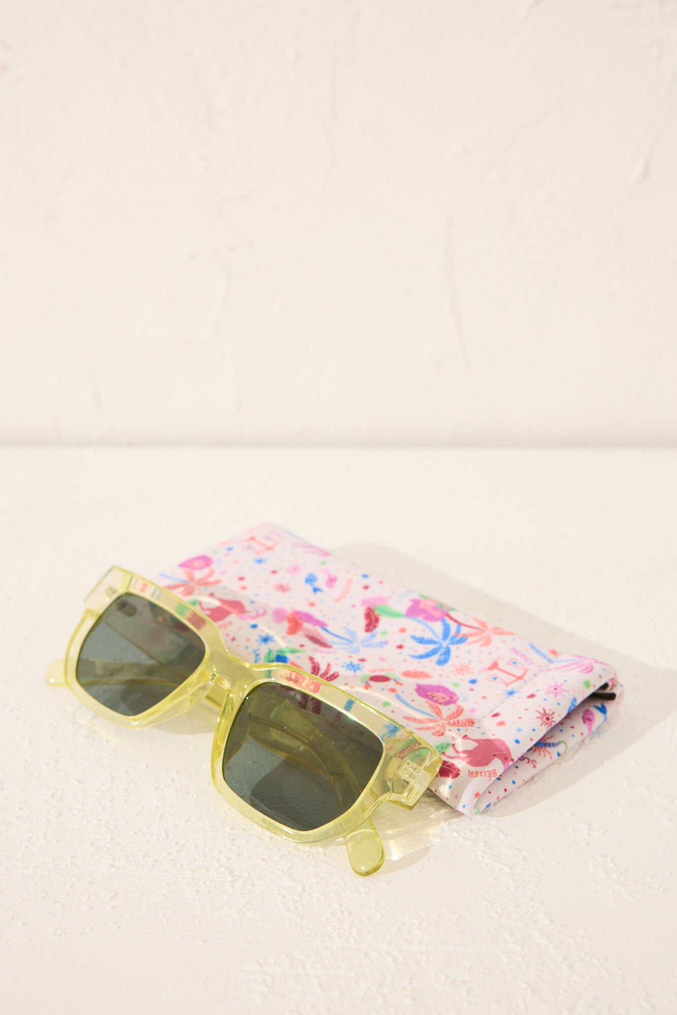 Women'secret Lentes con funda estampado