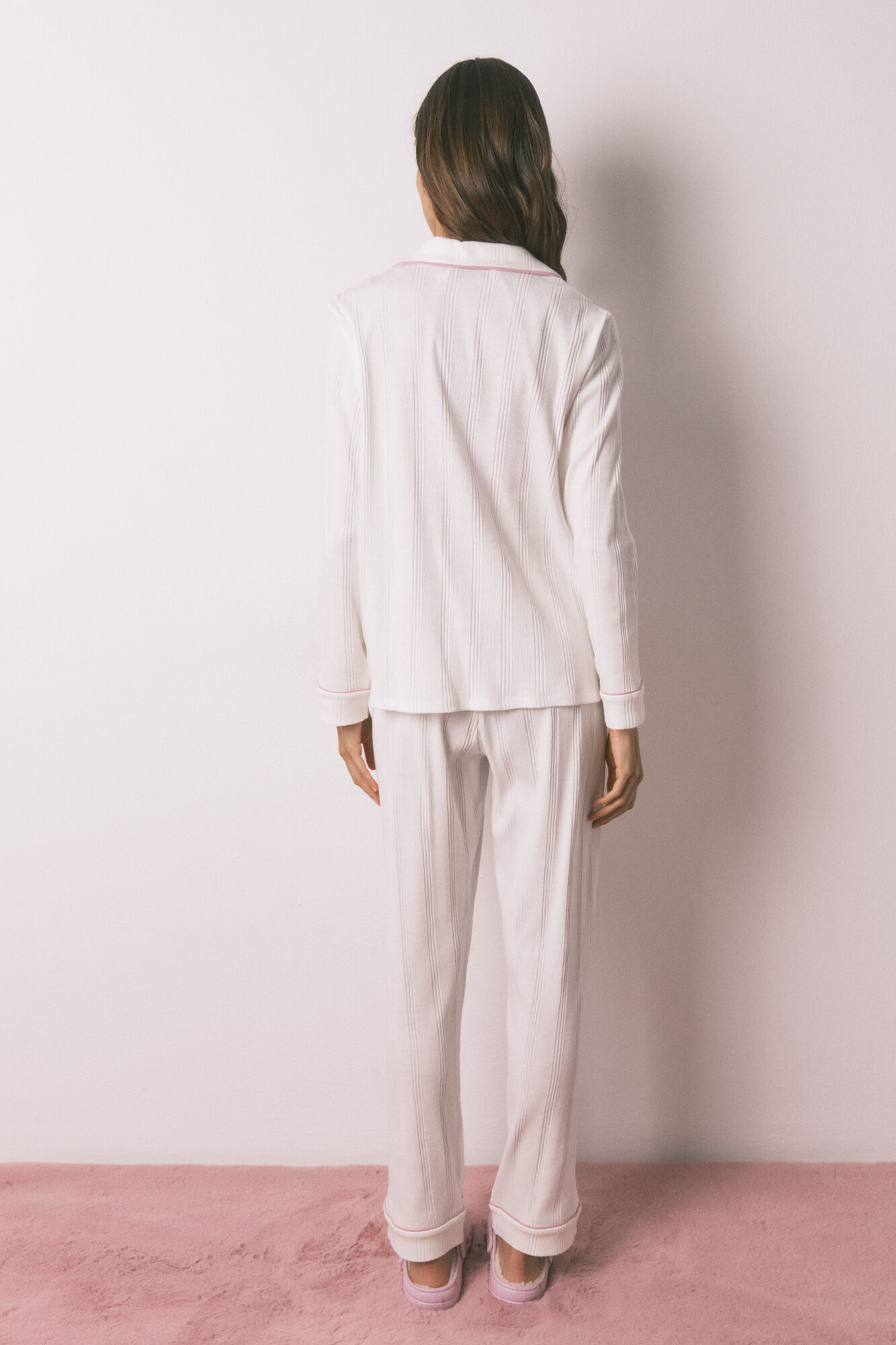 Women'secret Pijama camisera de rayas blancas marfil