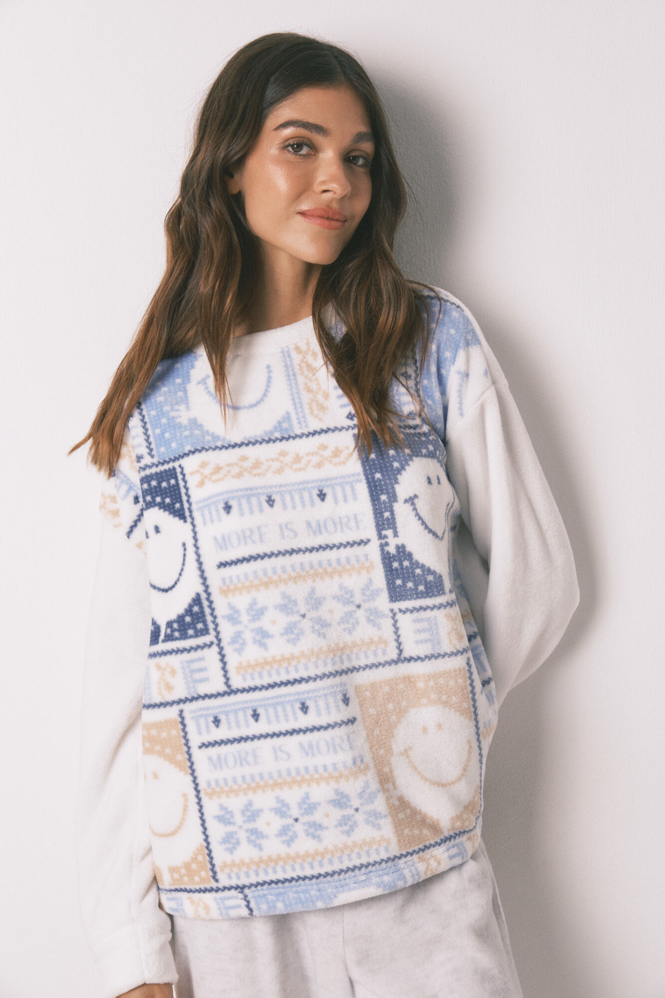 Women'secret Pijama larga de forro polar SmileyWorld&reg; 