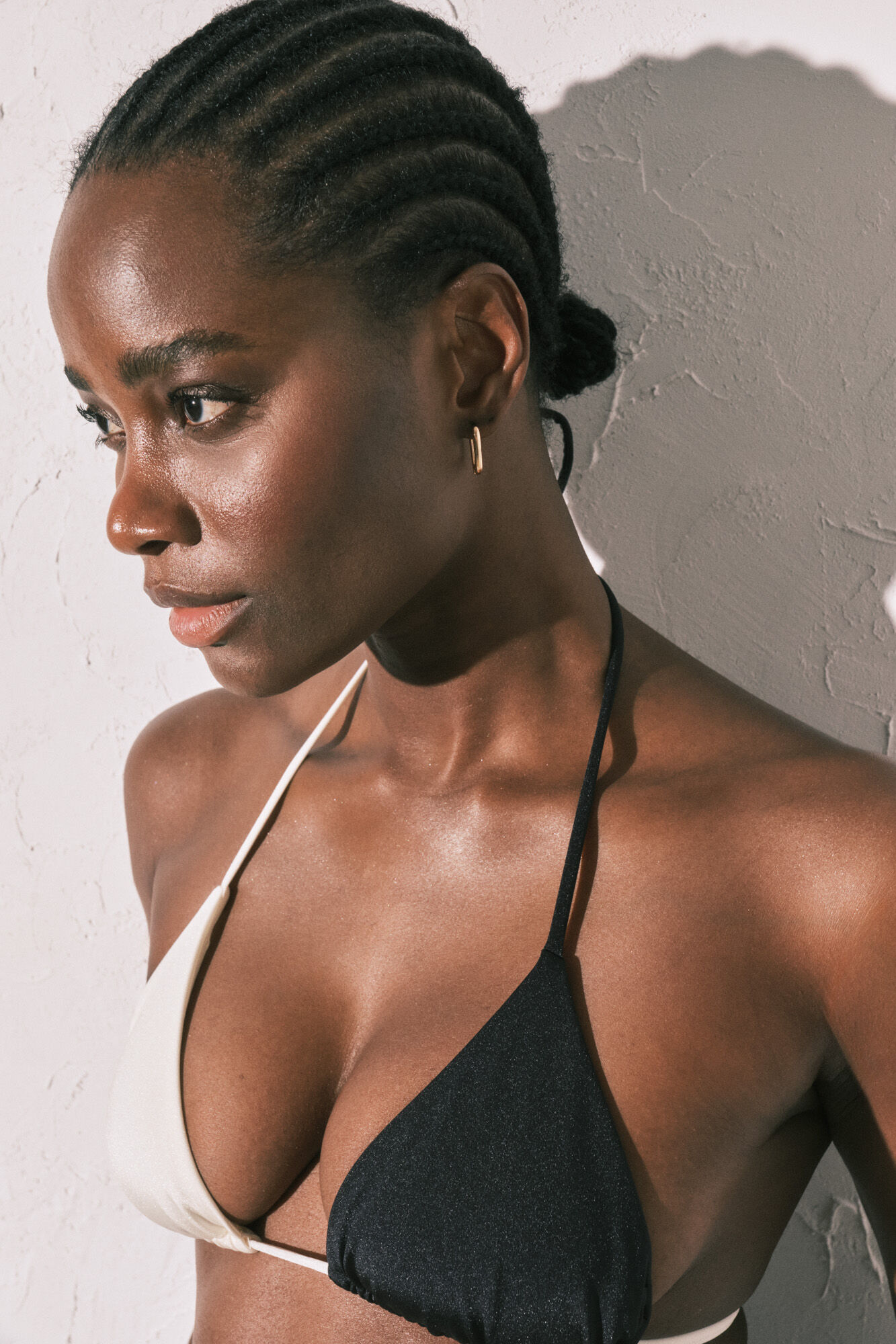 Women'secret Top bikini triangular color block blanco y negro negro