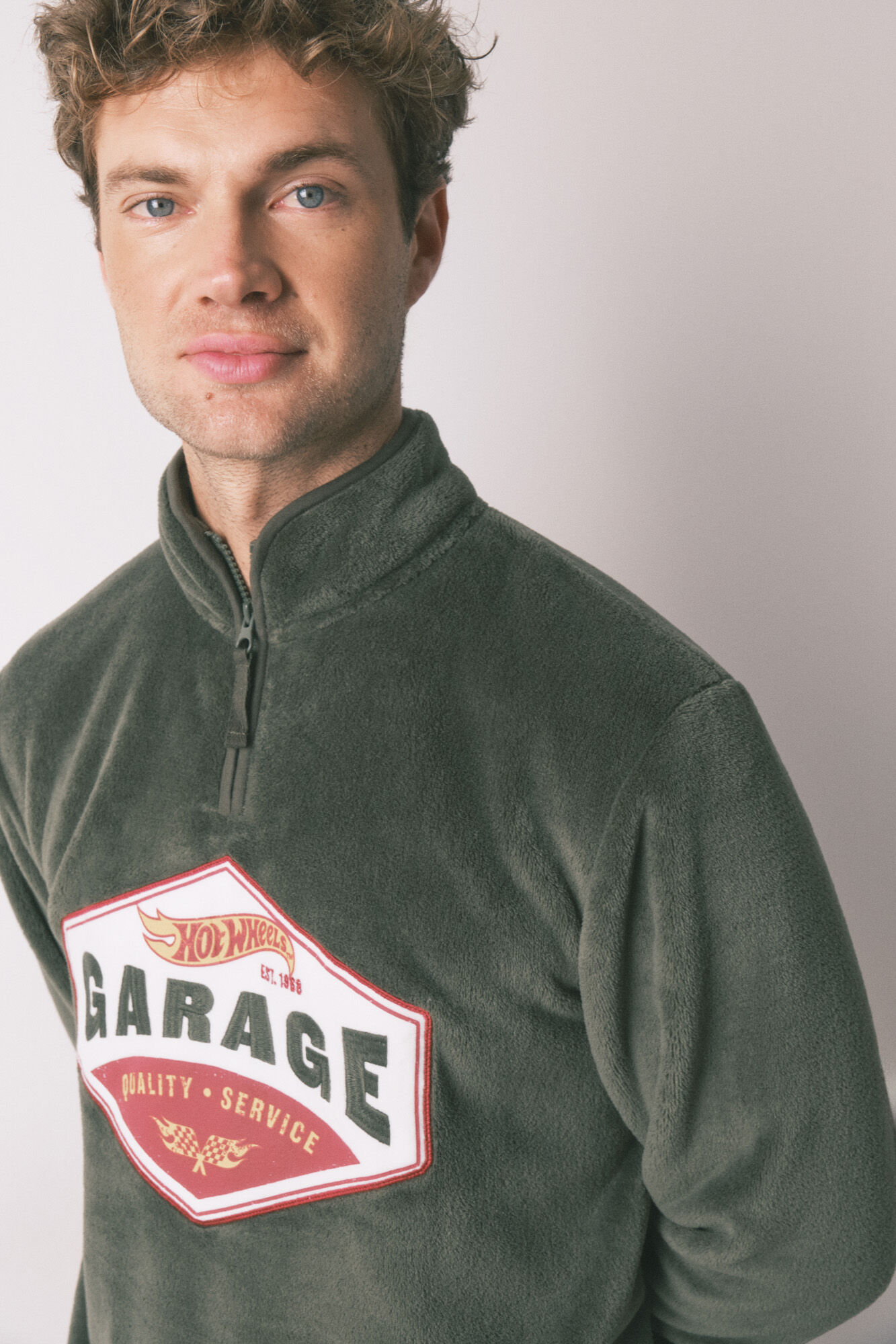 Women'secret Pijama larga de hombre de forro polar verde Forro polar de Hotwheels