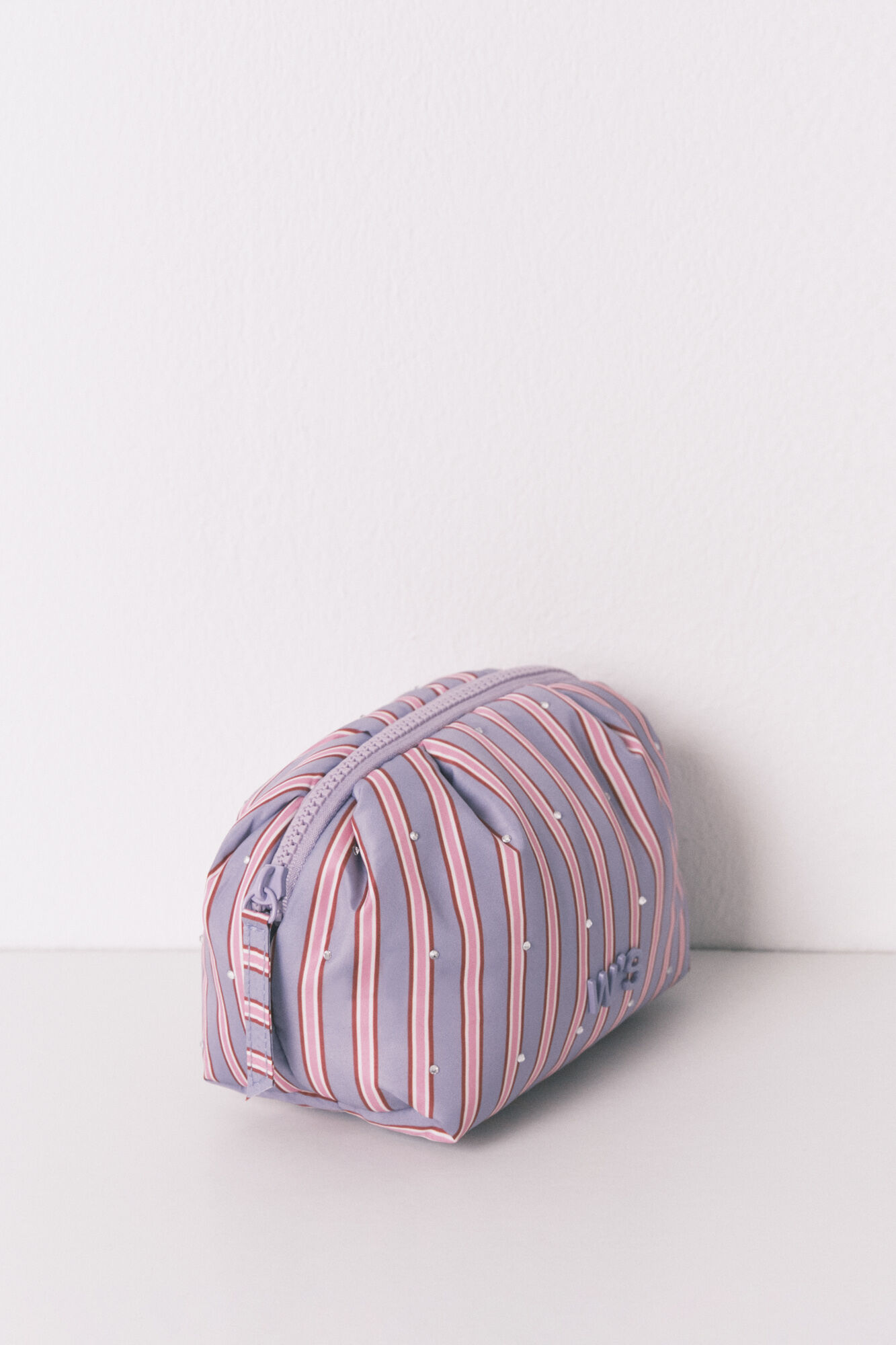 Women'secret Peque&ntilde;o neceser a acolchado con diamantes de imitaci&oacute;n  estampado