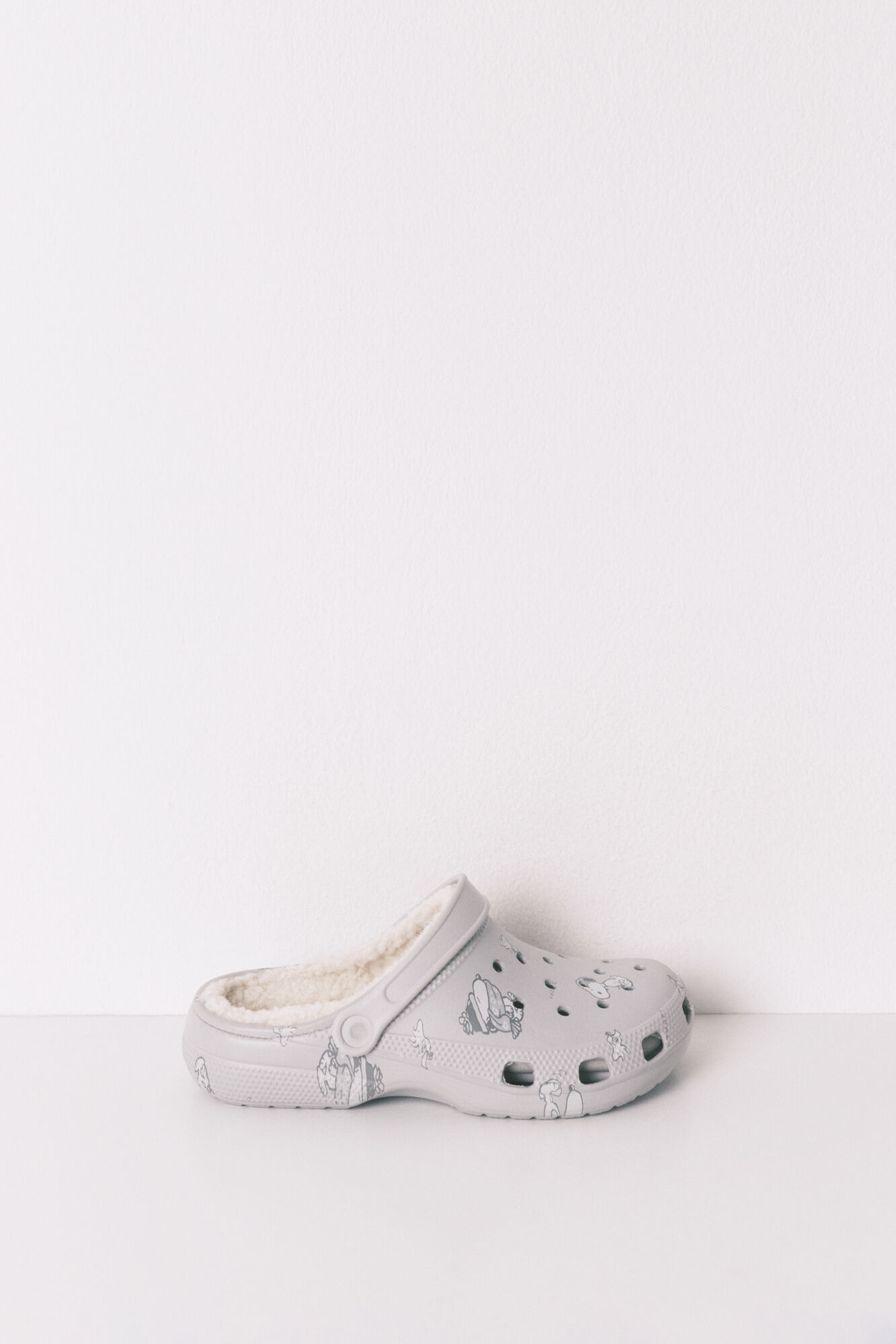 Women'secret Pantuflas para casa de piel borrego de Snoopy gris