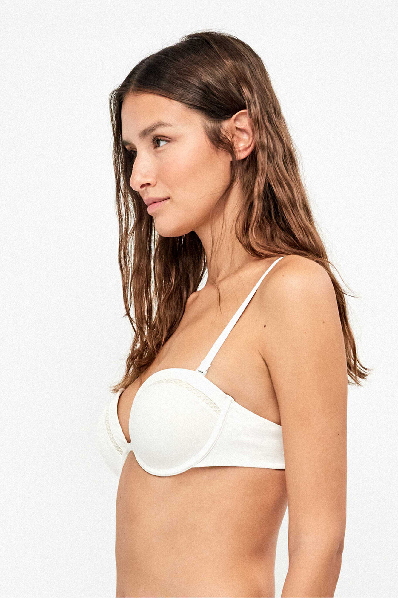 Gisela Top bikini bandeau escote pronunciado marfil