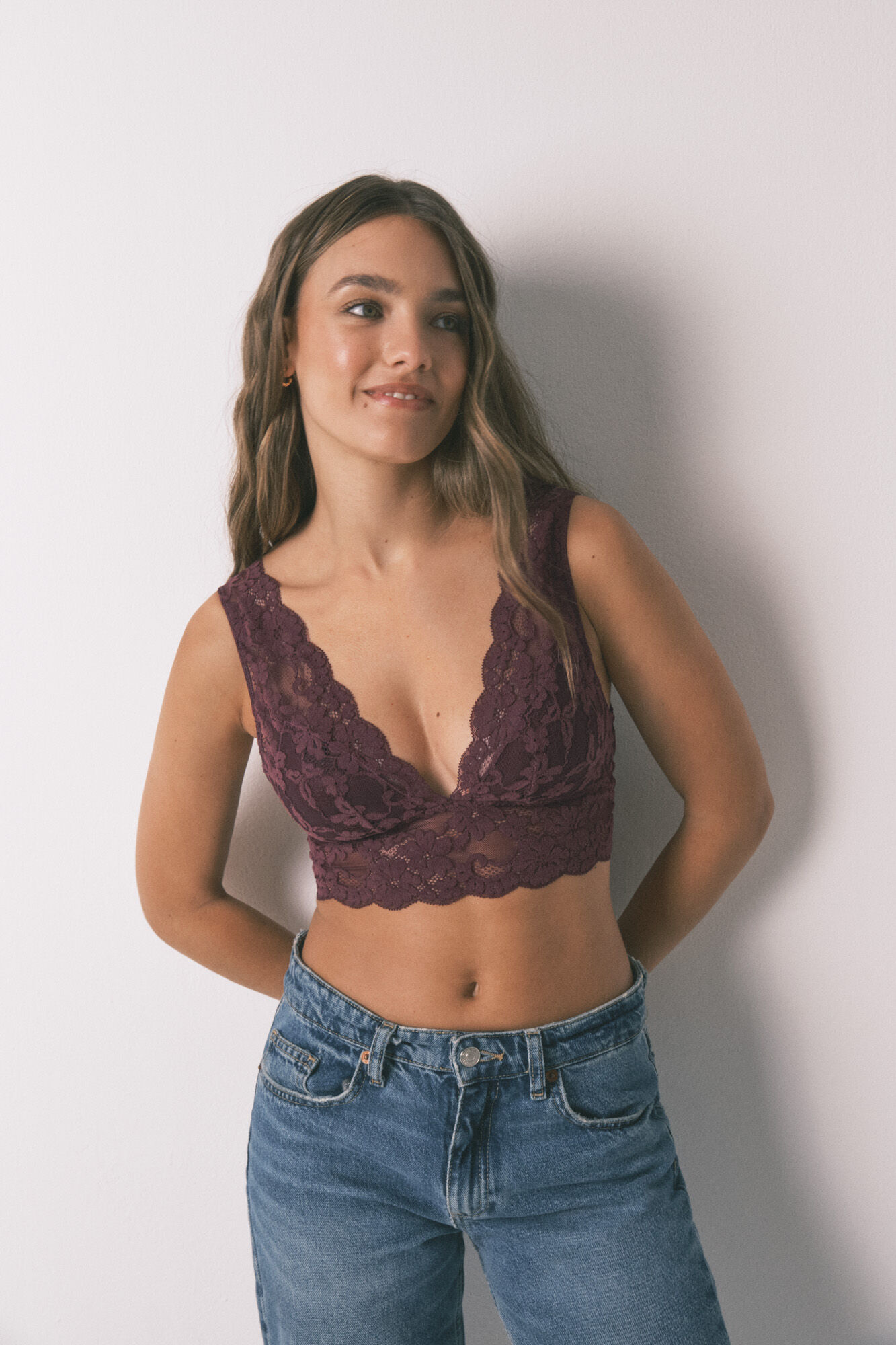Women'secret Brasier bralette de cuello halter granate con encaje p&uacute;rpura