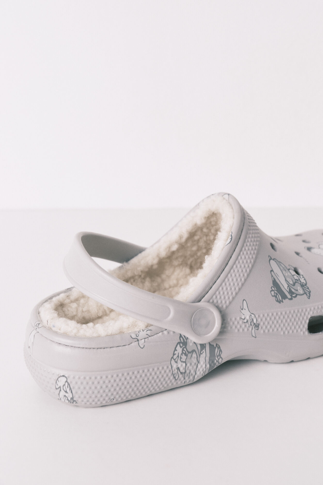 Women'secret Pantuflas para casa de piel borrego de Snoopy gris