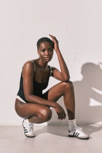 Women'secret Traje de ba&ntilde;o color block B&W espalda descubierta