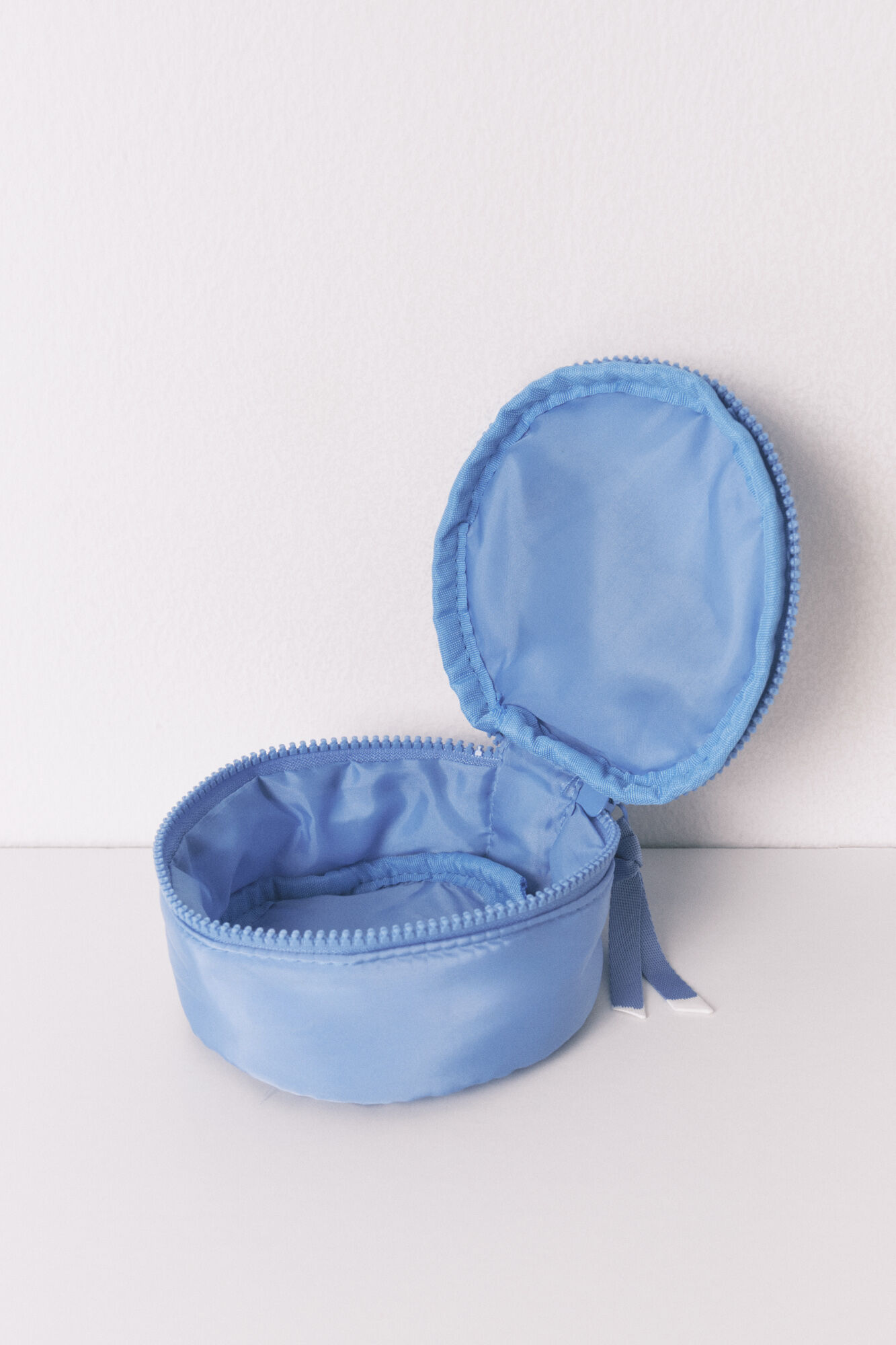 Women'secret Peque&ntilde;o neceser redondo de Snoopy