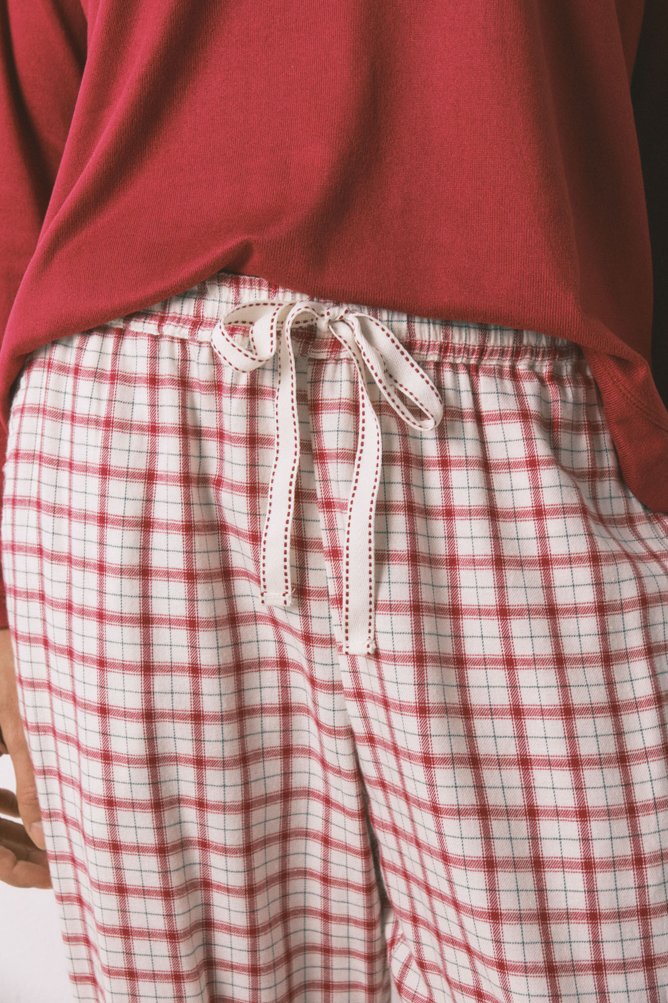 Women'secret Pantal&oacute;n largo con estampado de cuadros blancos