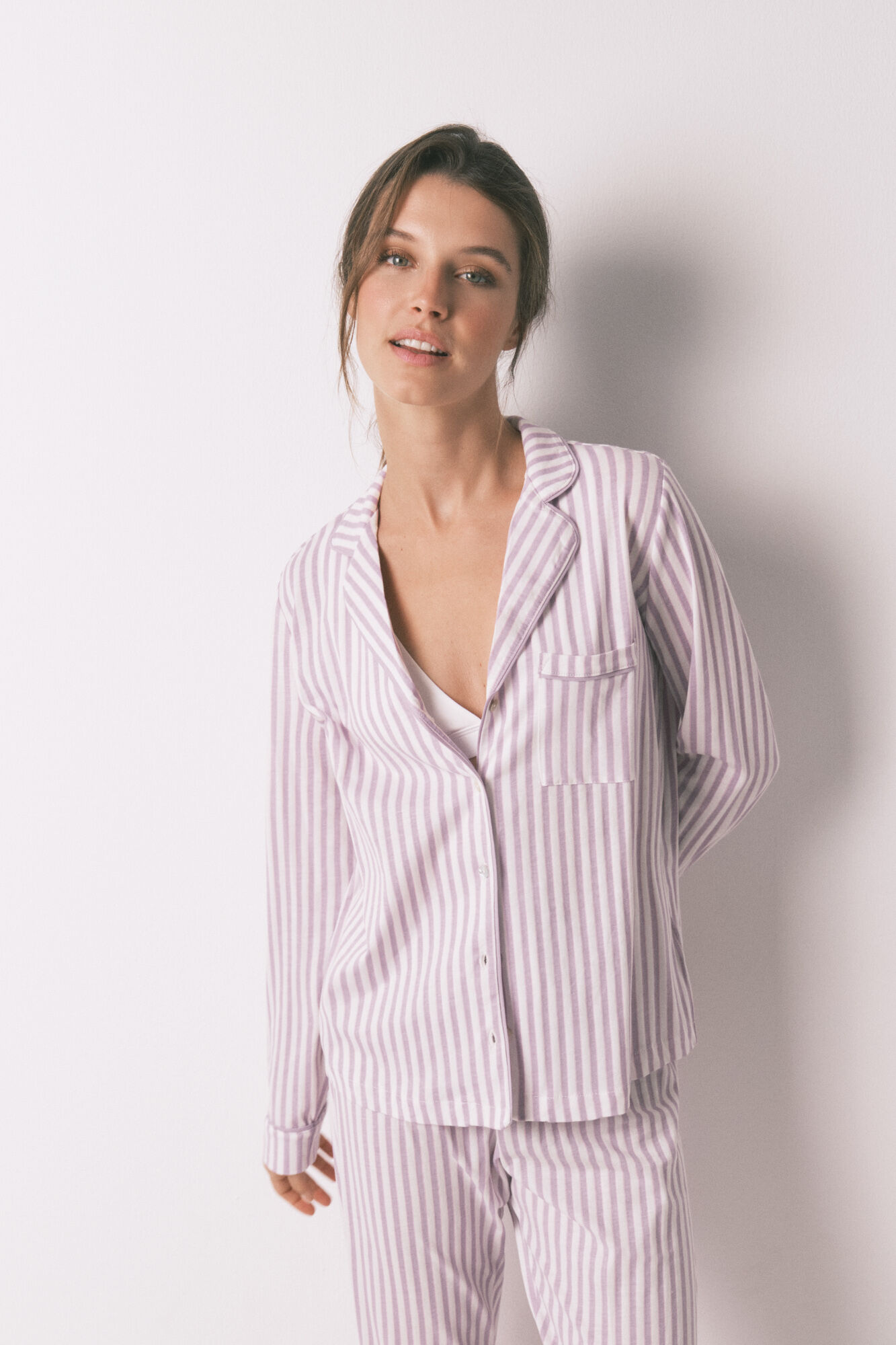 Women'secret Pijama camisera 100% algod&oacute;n con rayas lilas