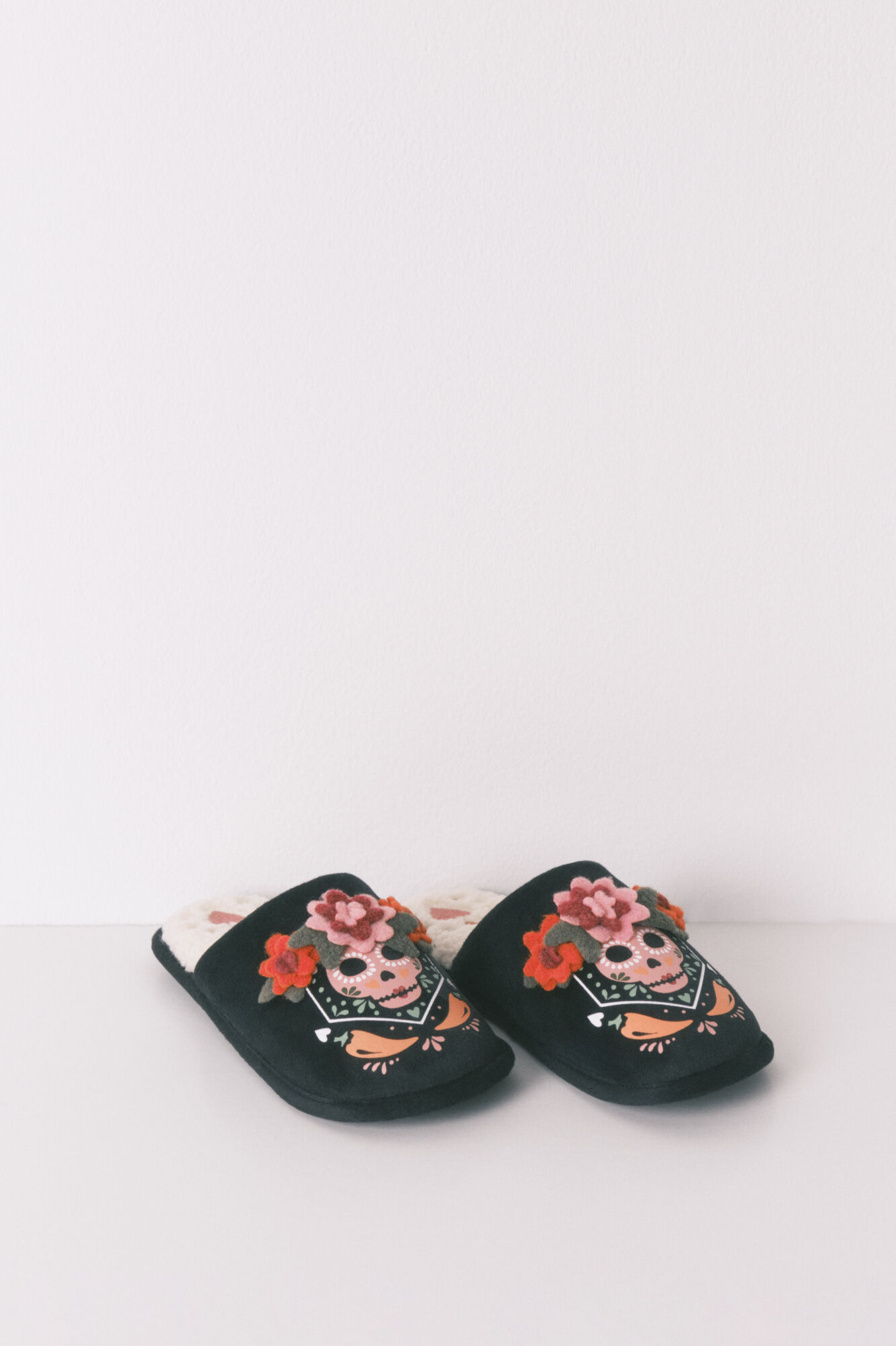 Women'secret Pantuflas para casa con estampado 3D de calavera mexicana negro