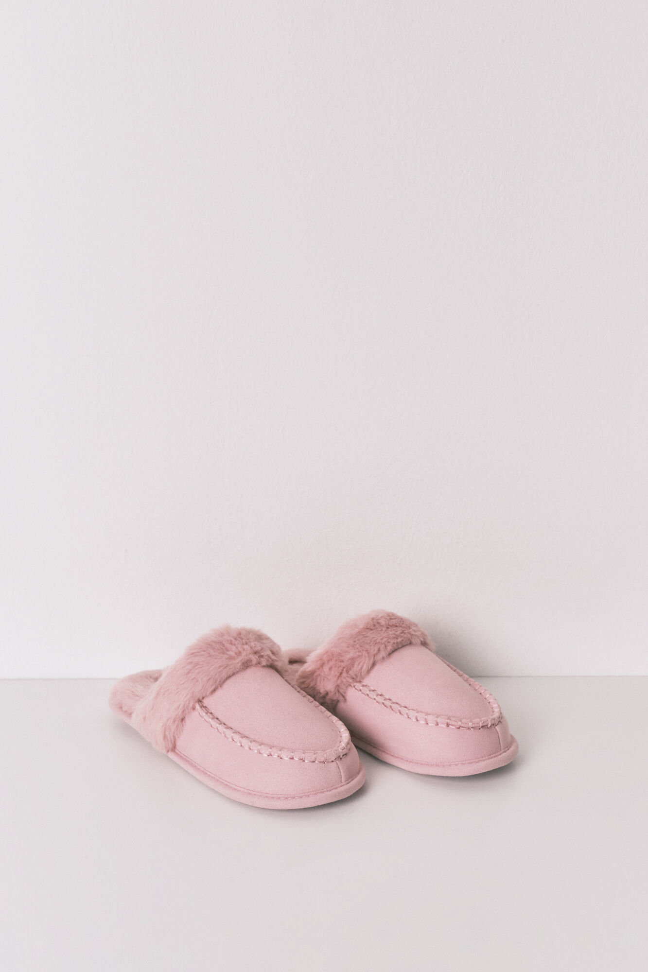 Women'secret Pantuflas para casa de piel sint&eacute;tica de color rosa rosa