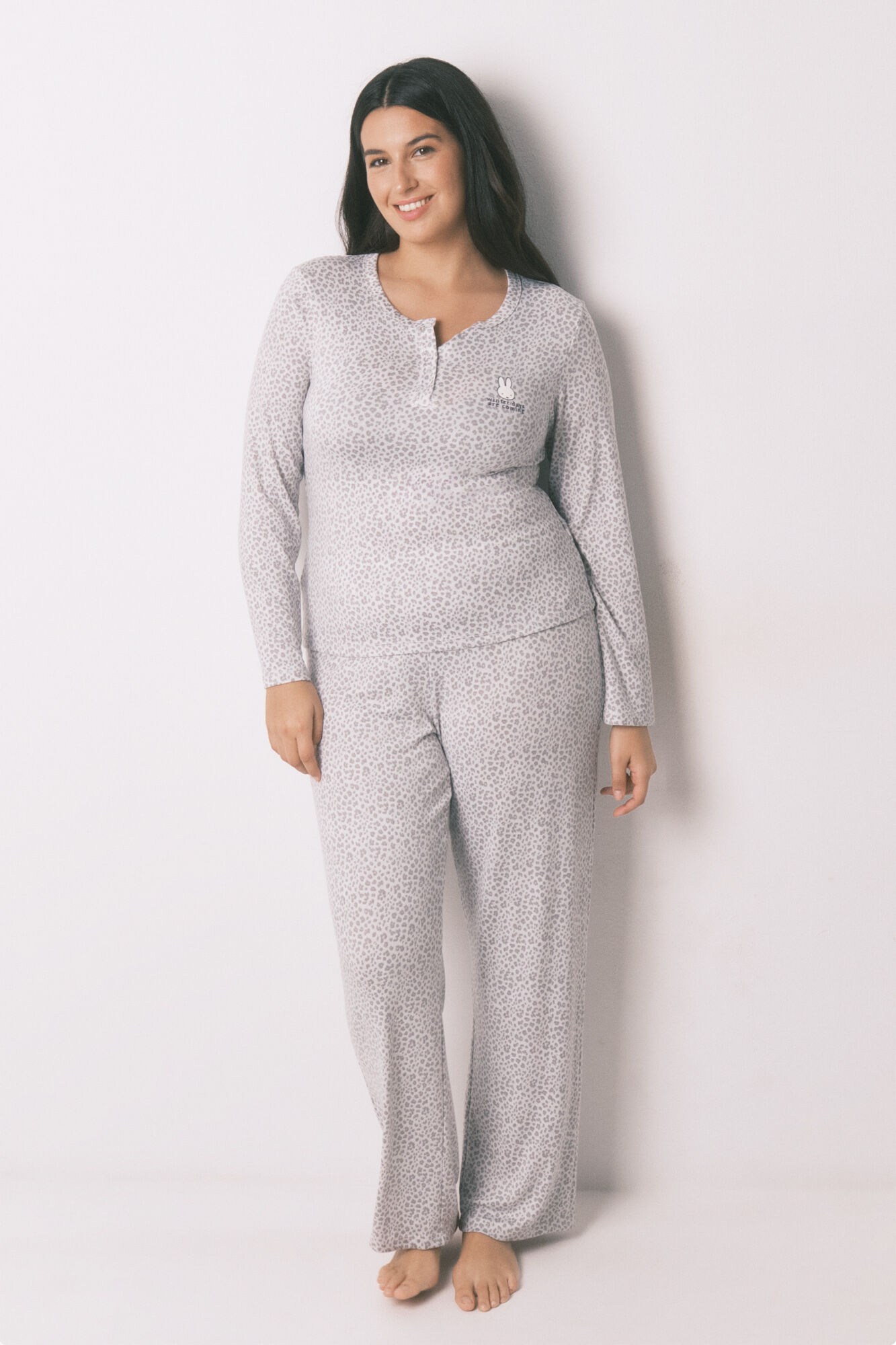 Women'secret Pijama larga con estampado animal de Miffy