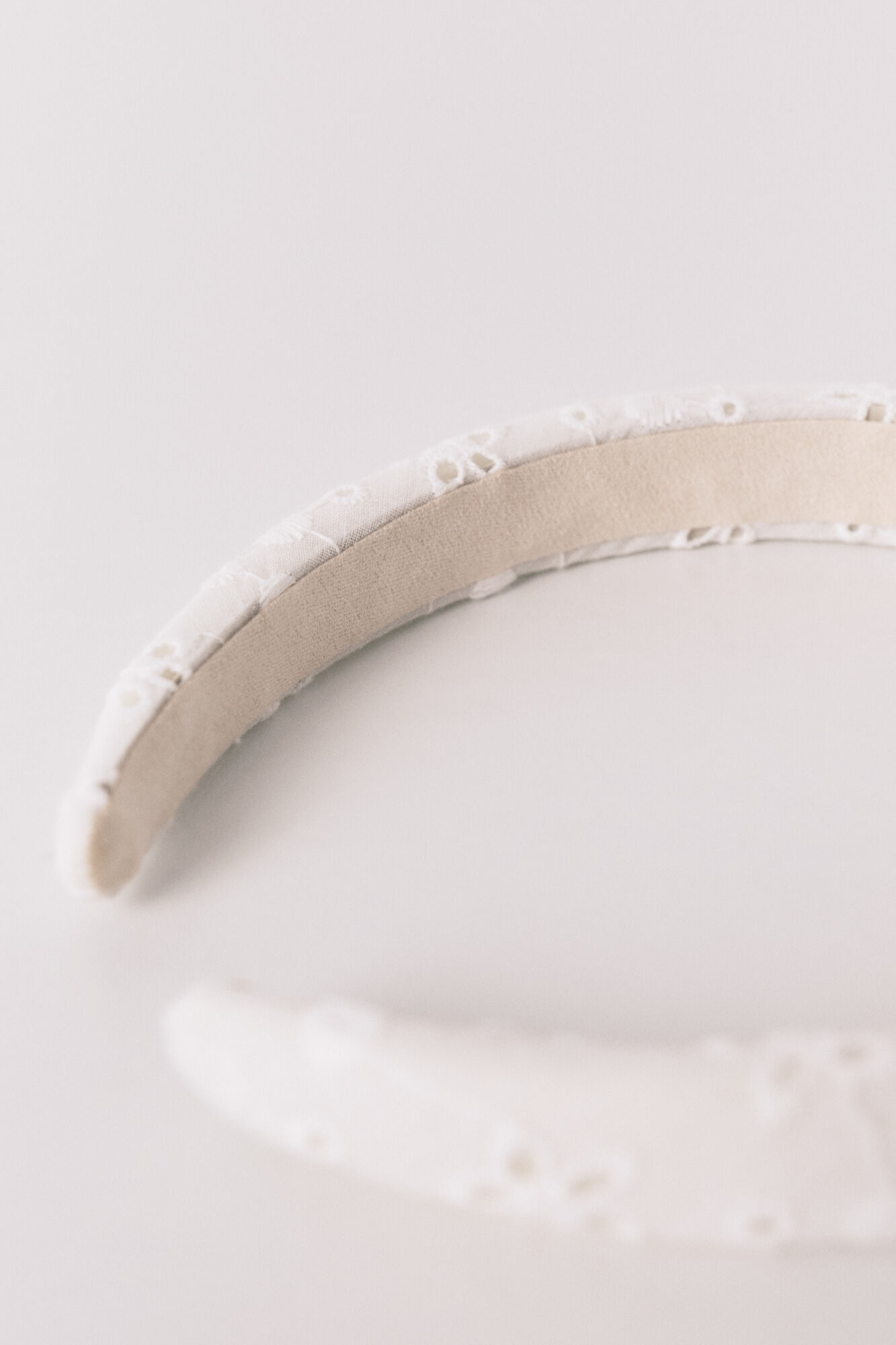 Women'secret Diadema bordado suizo blanco