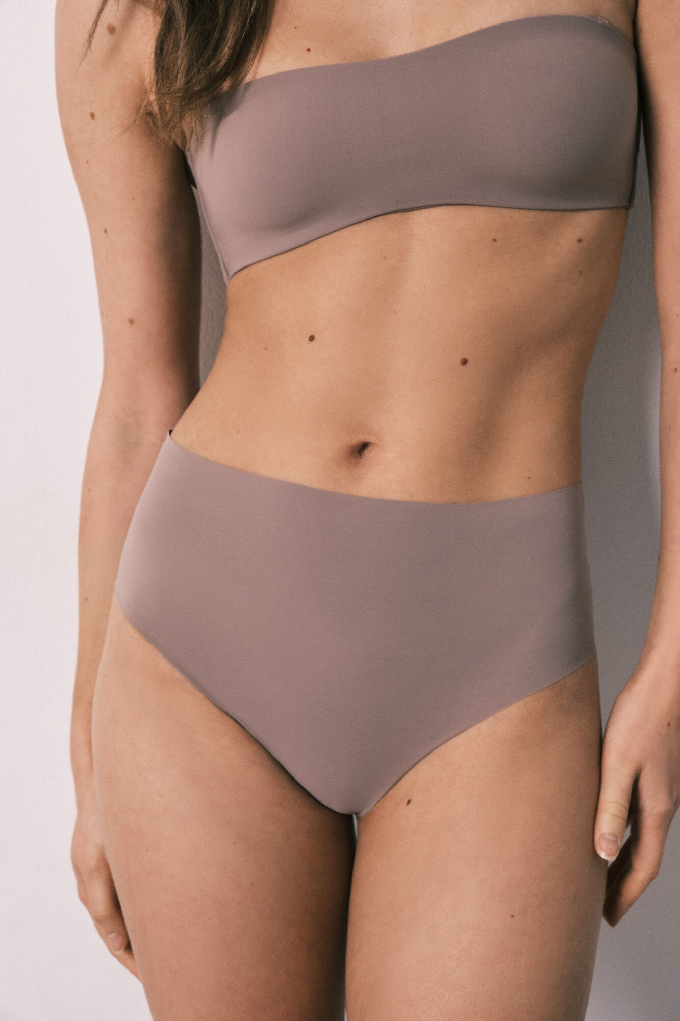 Women'secret Panty de tiro alto de microfibra clean cut marr&oacute;n