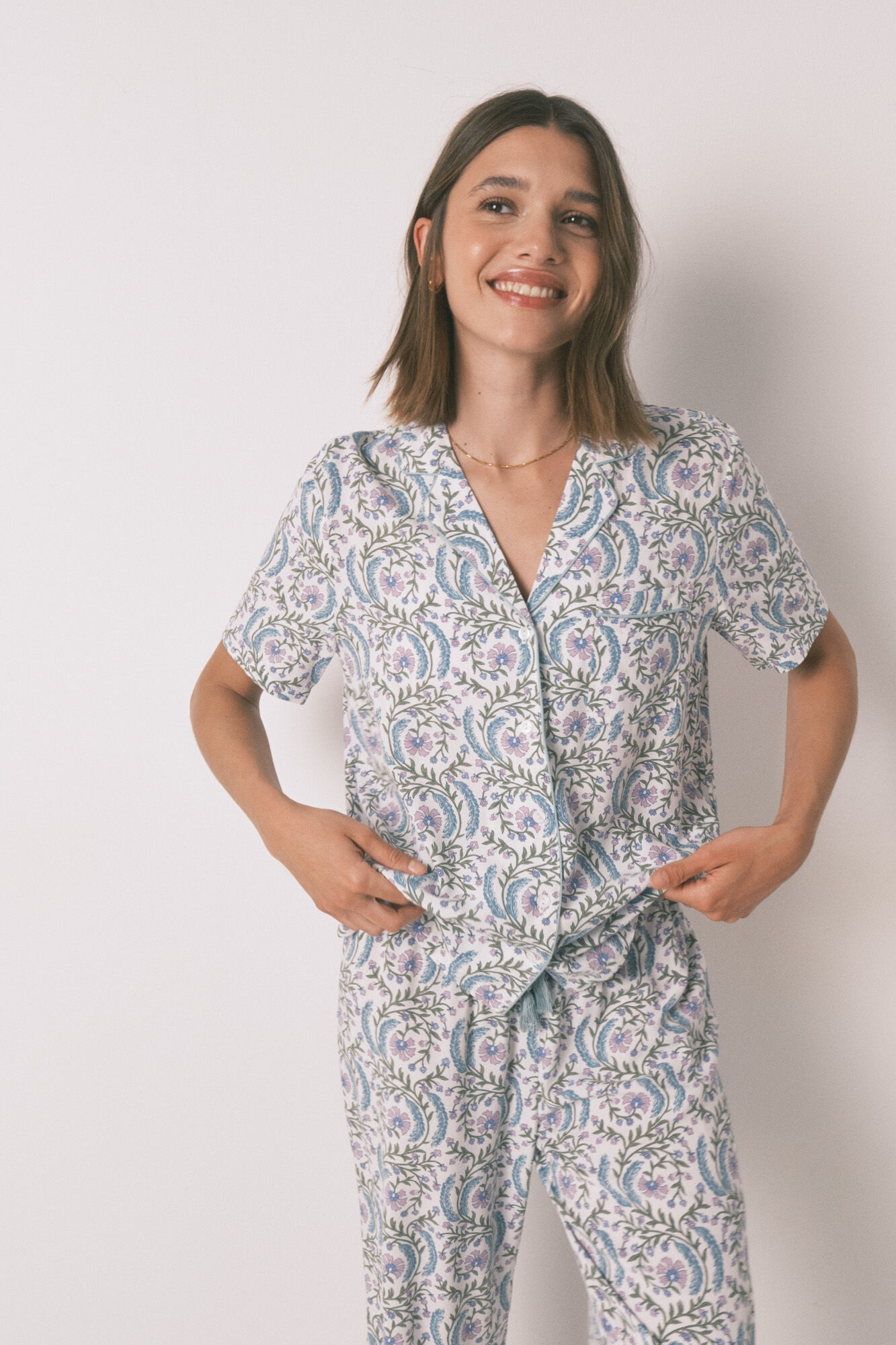 Women'secret Pijama camisera largo con estampado floral verde