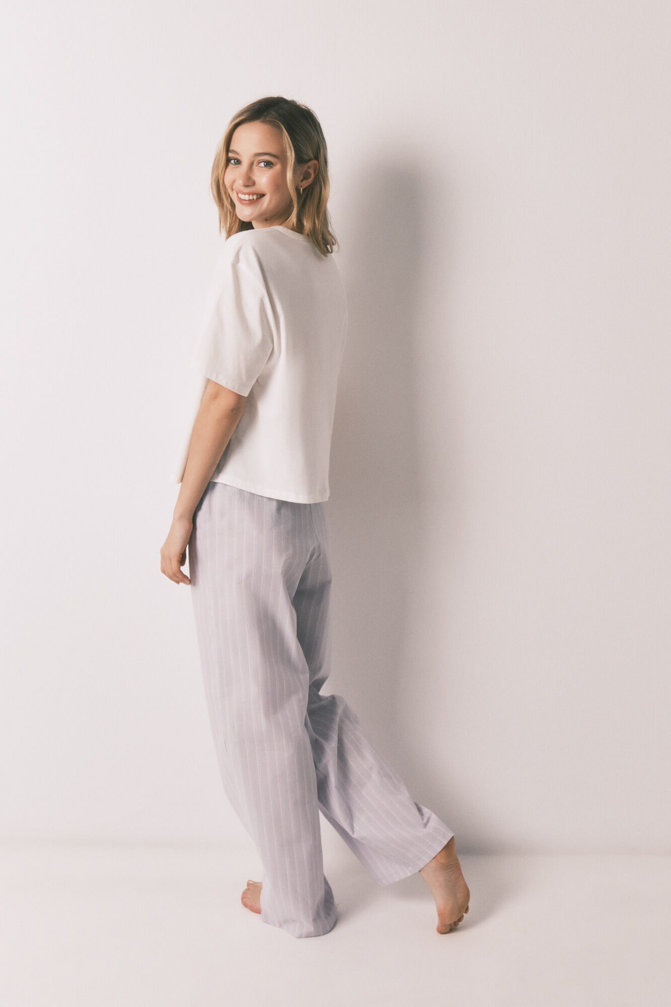 HI&BYE Pijama larga estampado de rayas 100% algod&oacute;n azul marfil