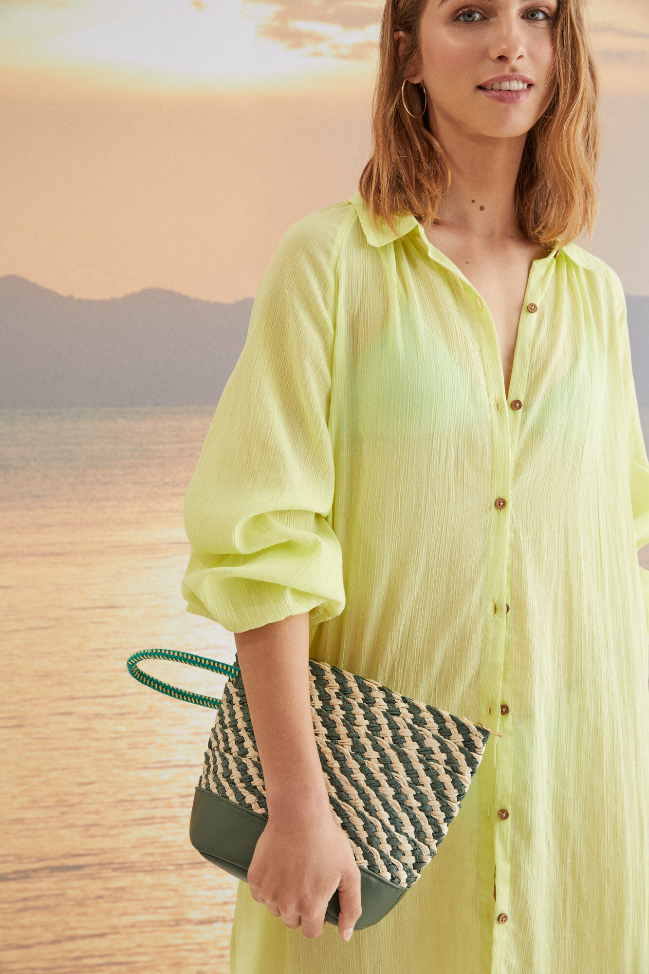 Women'secret Neceser playa rafia verde kaki