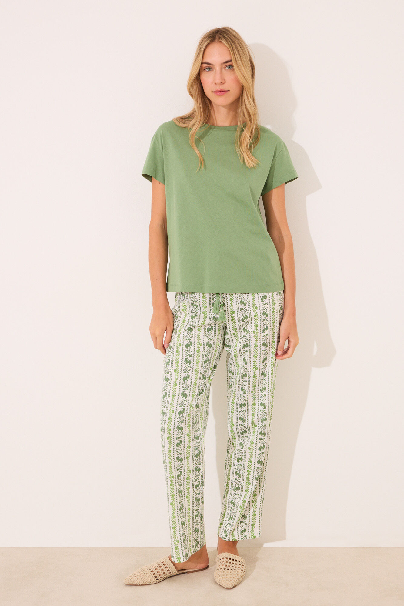 Women'secret Pijama de manga corta de algod&oacute;n con estampado verde