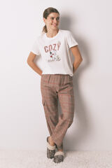 Women'secret Pijama larga 100% algod&oacute;n con estampado de cuadros de Snoopy marfil