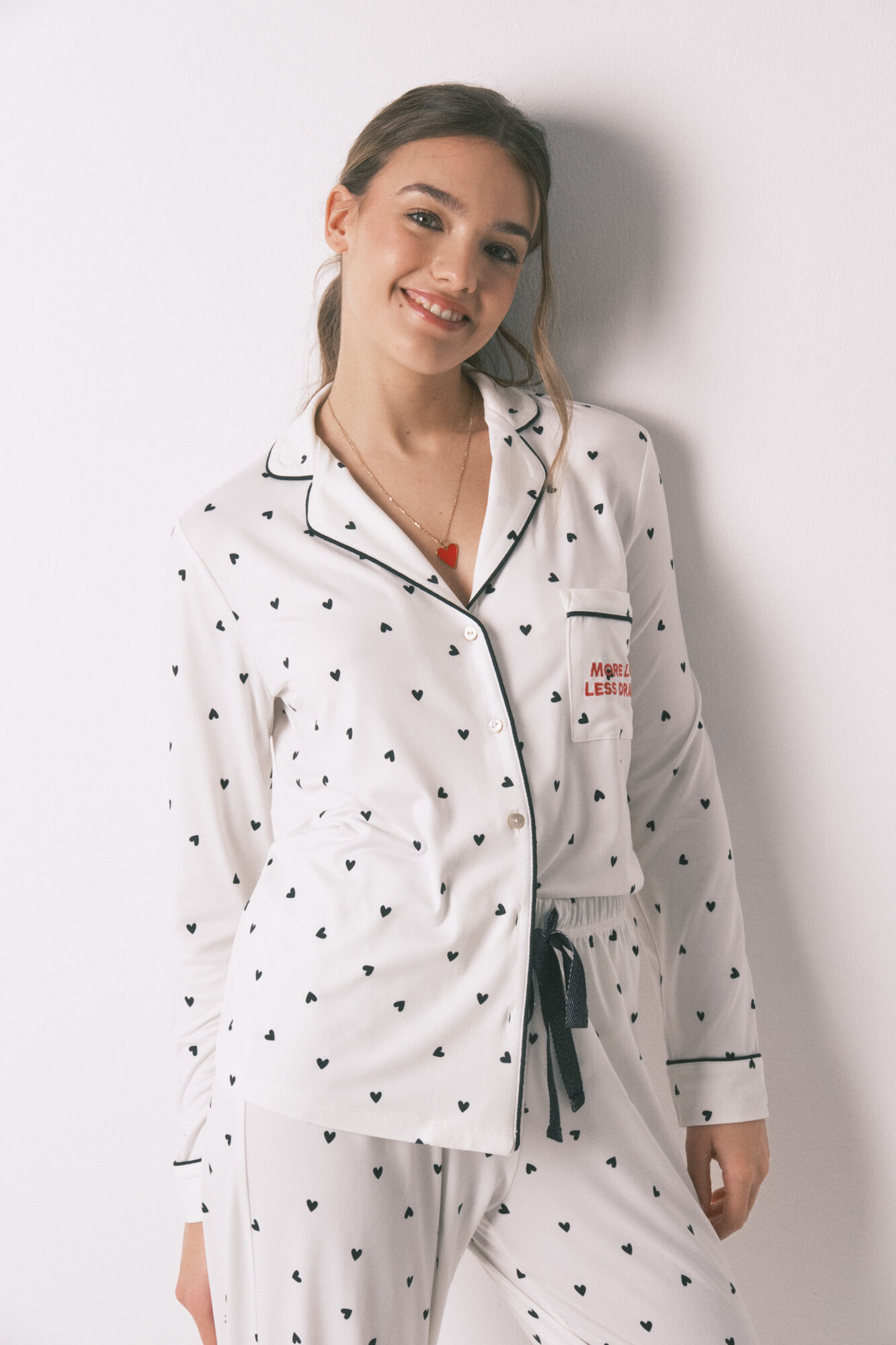 Women'secret Pijama camisera larga estampado de corazones blanco